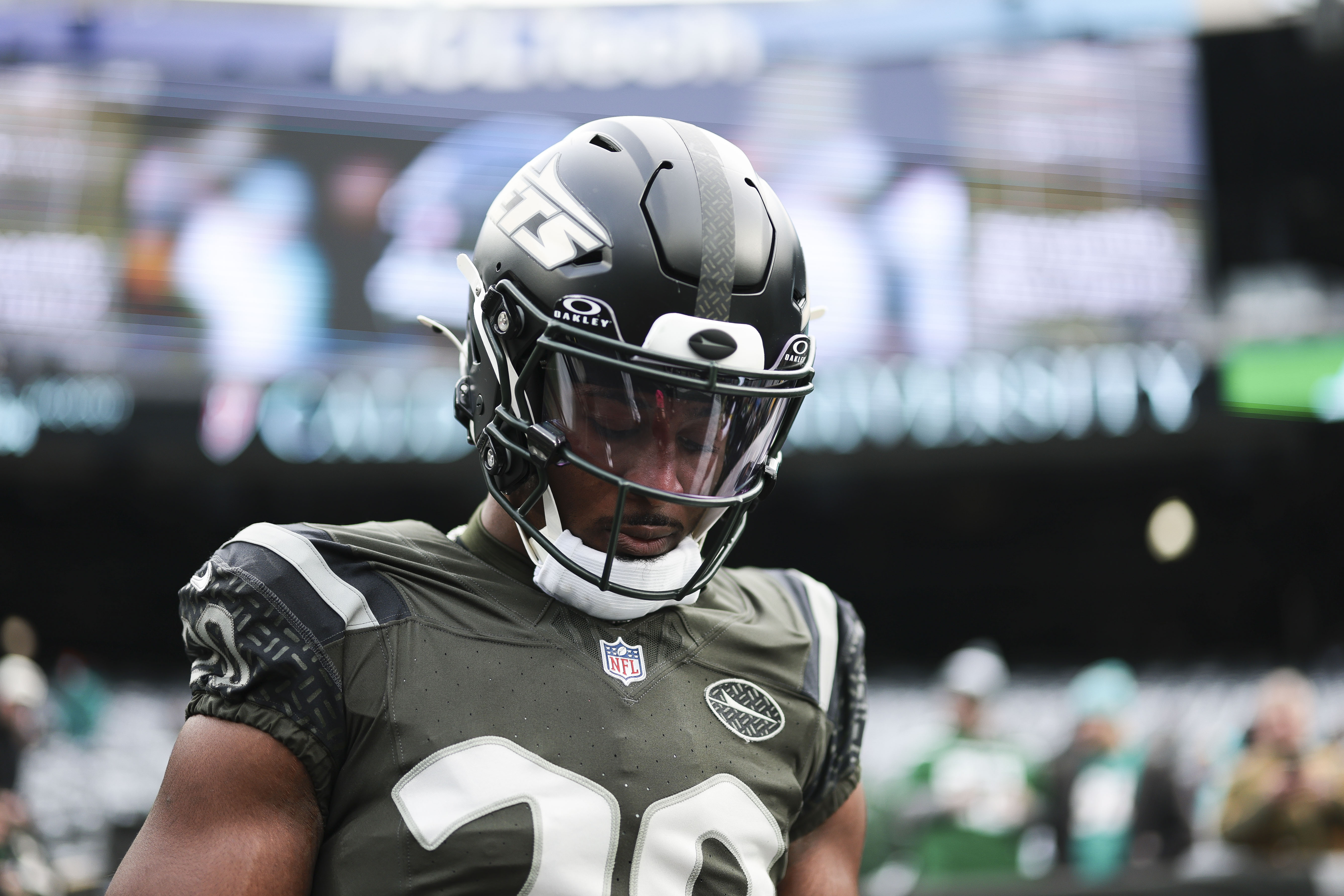 Breece Hall and Three Other Fantasy Football Busts in Week 15