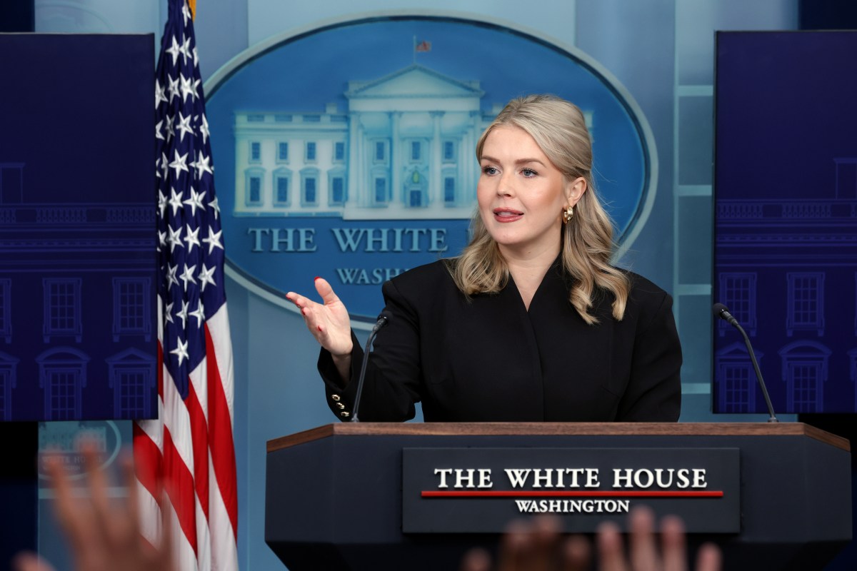 Karoline Leavitt, fotógrafa da Vanity Fair, defende seus close-ups extremos