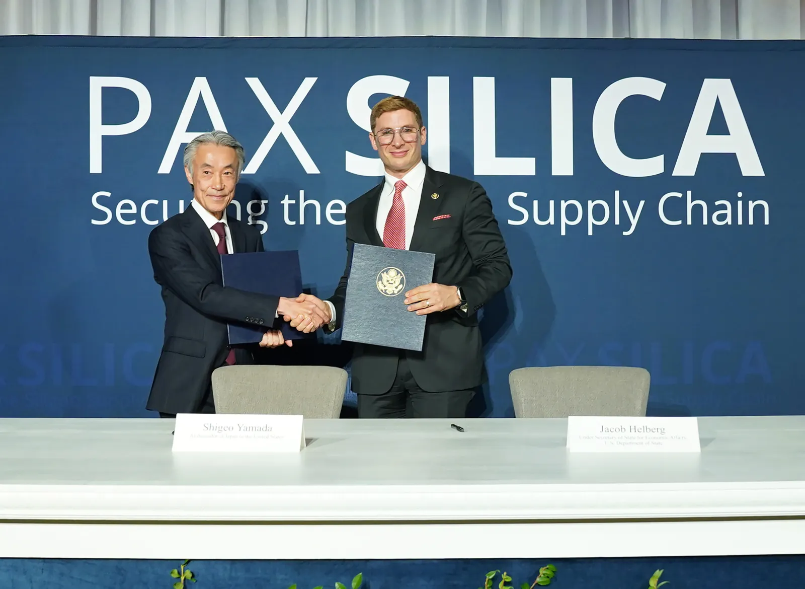 Full List of Countries in New US Alliance To Win Chip War With China