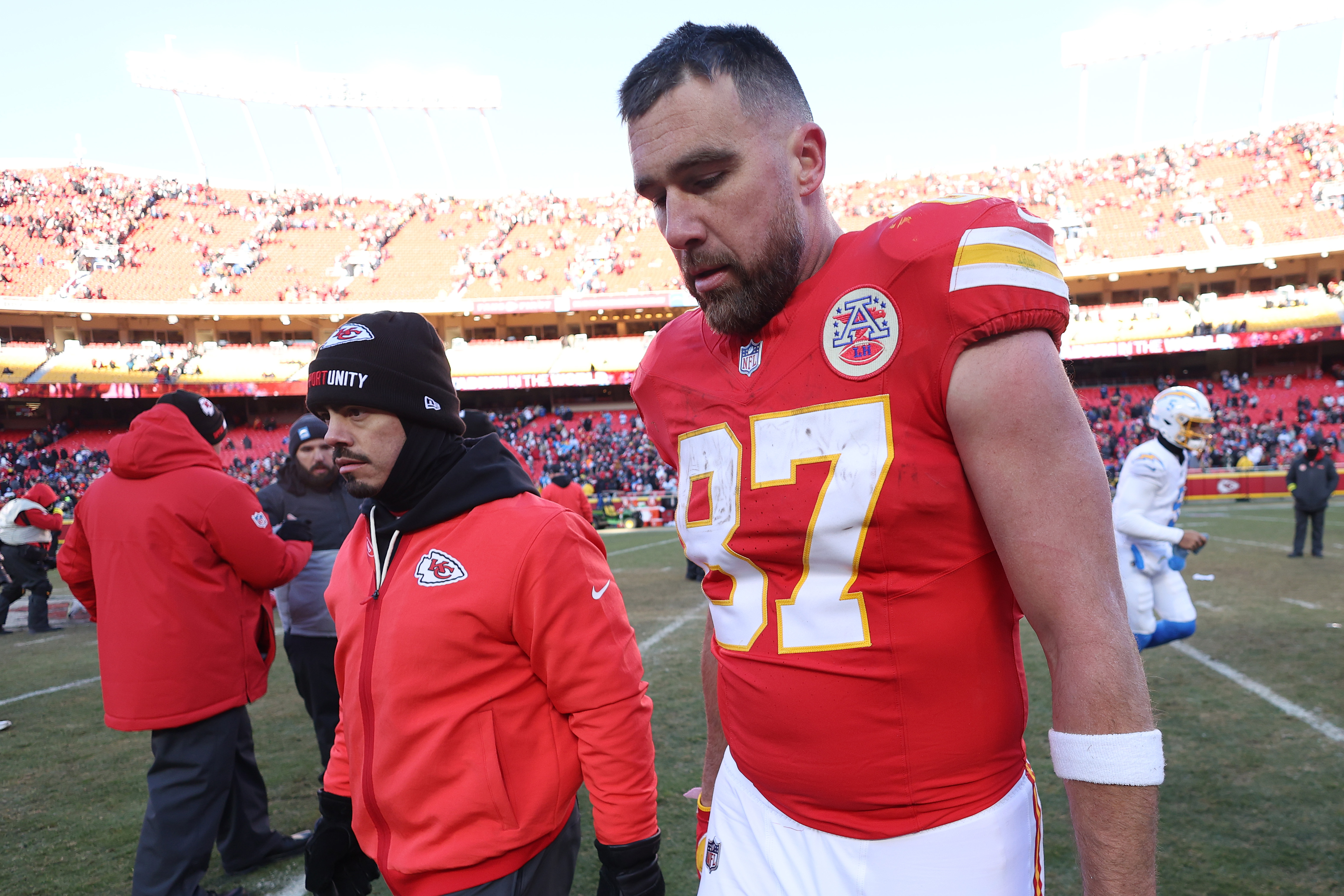 Travis Kelce Under Fire for Postgame Decision After Chiefs' Playoff Elimination