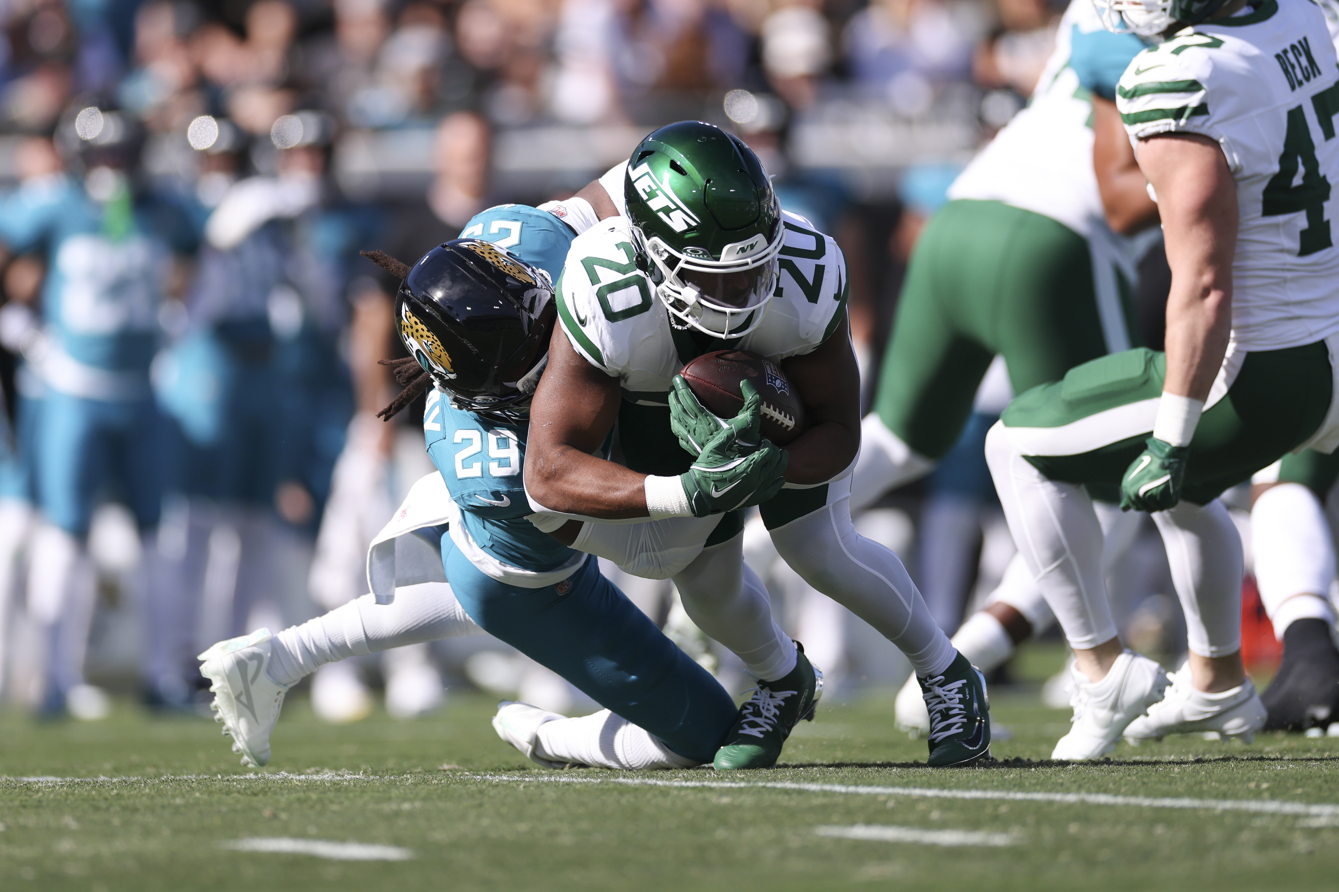 Bench Breece Hall in Week 17, More Start and Sit Advice for Running Backs