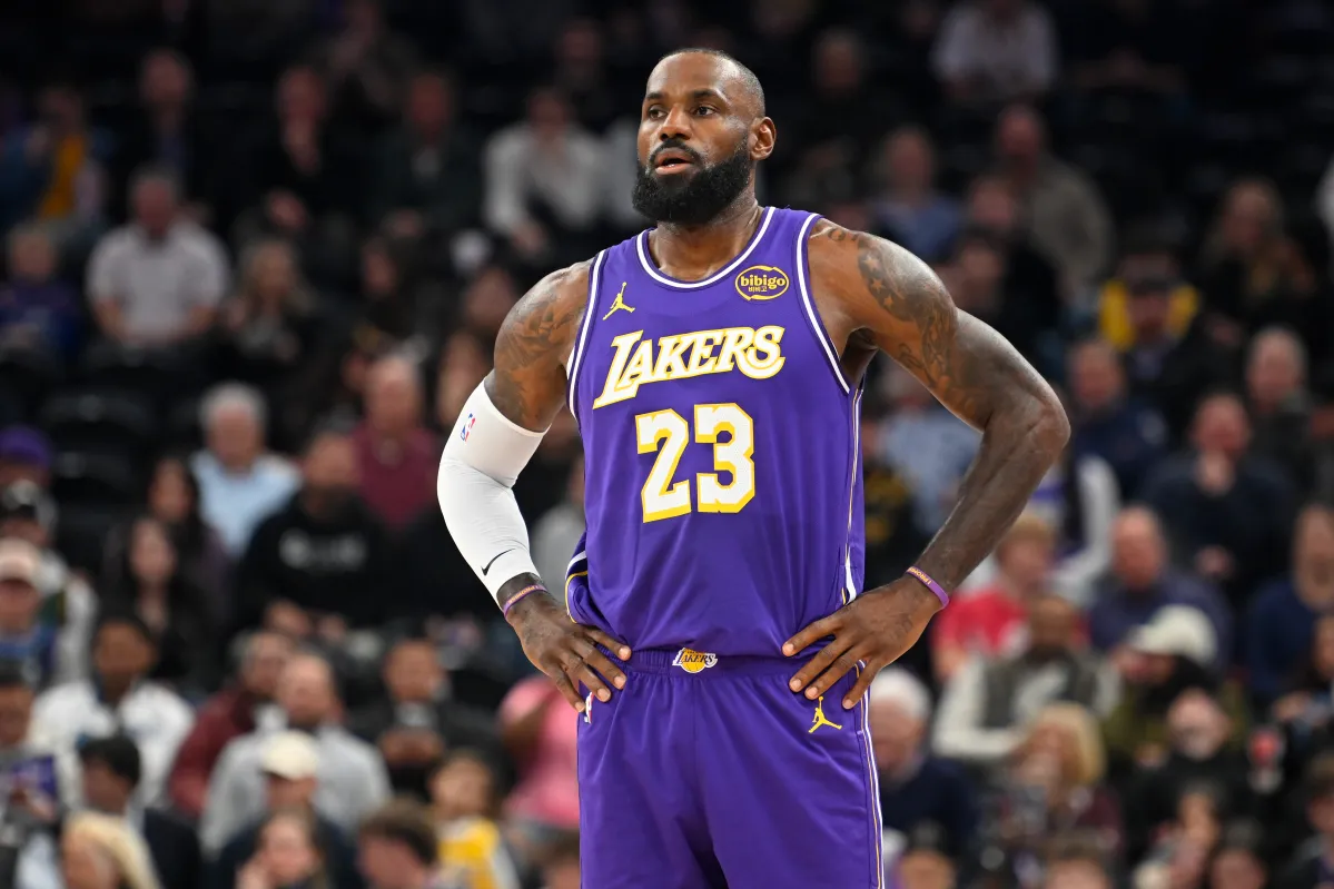 Lakers Urged to Pull Trigger on Blockbuster LeBron James Trade With ...