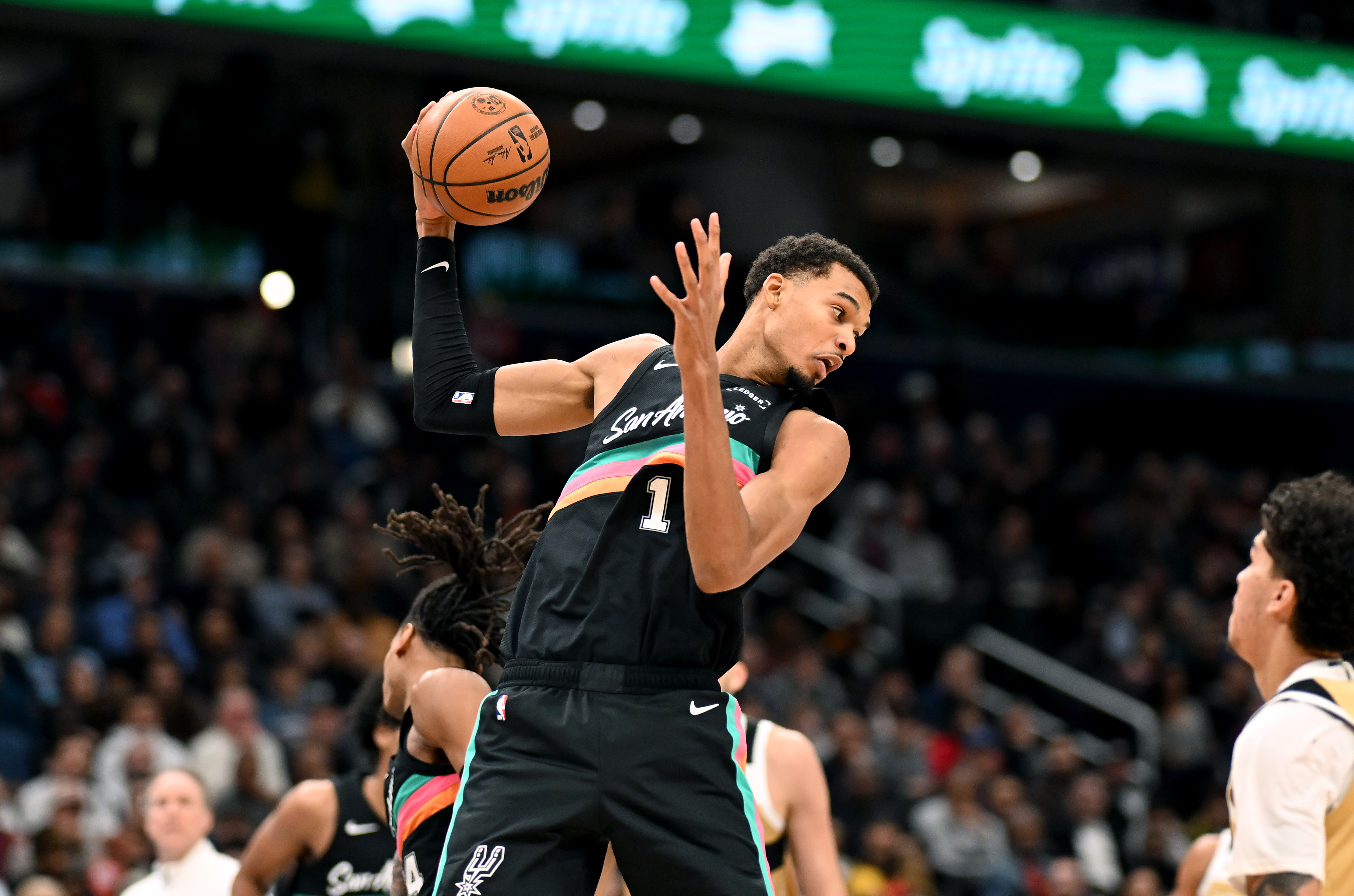 Betr Promo Code NEWSWEEK: Claim $210 Bonus For Xmas Day NFL, NBA Picks