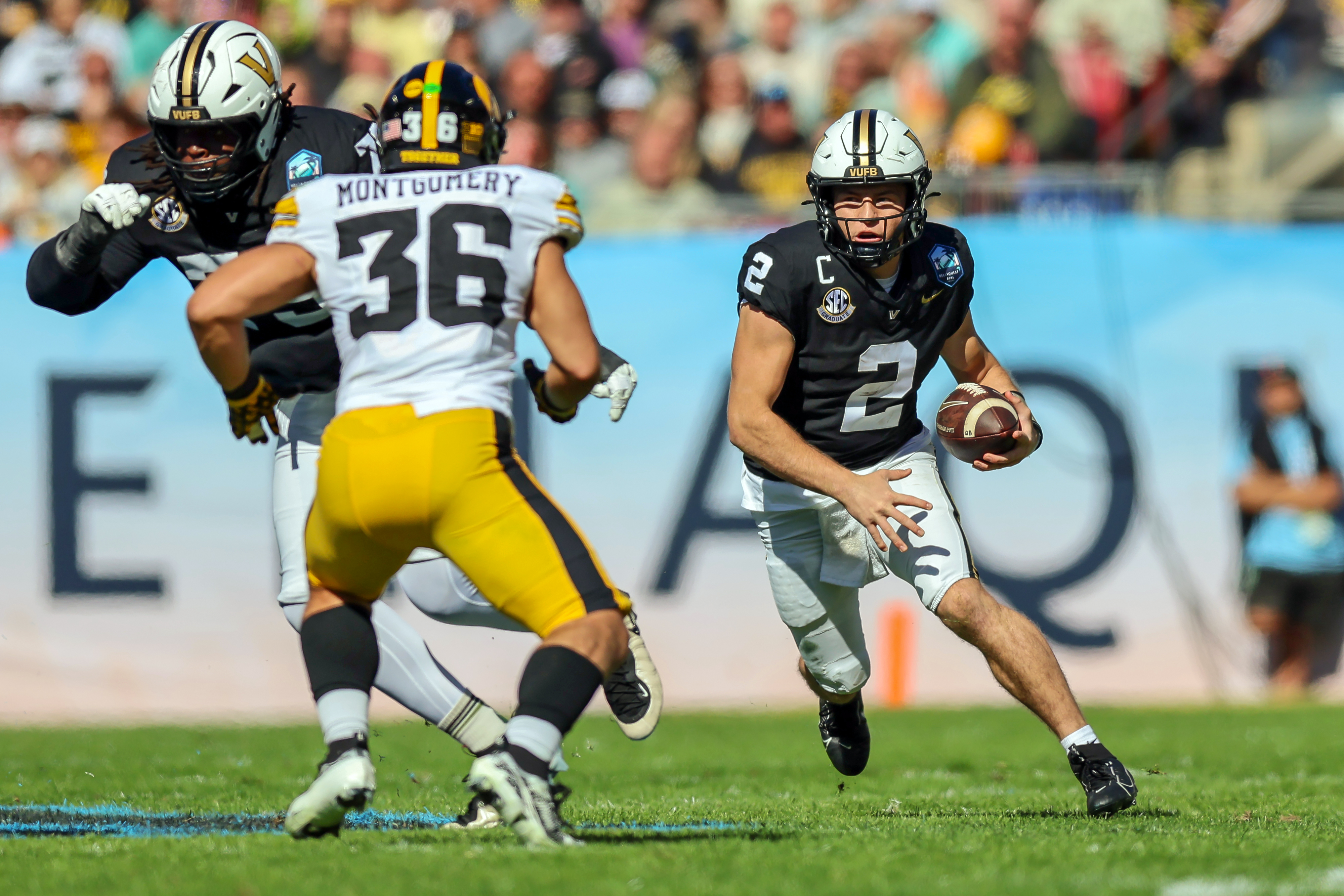 SEC Under Fire for 2-6 Start During College Football Bowl Season