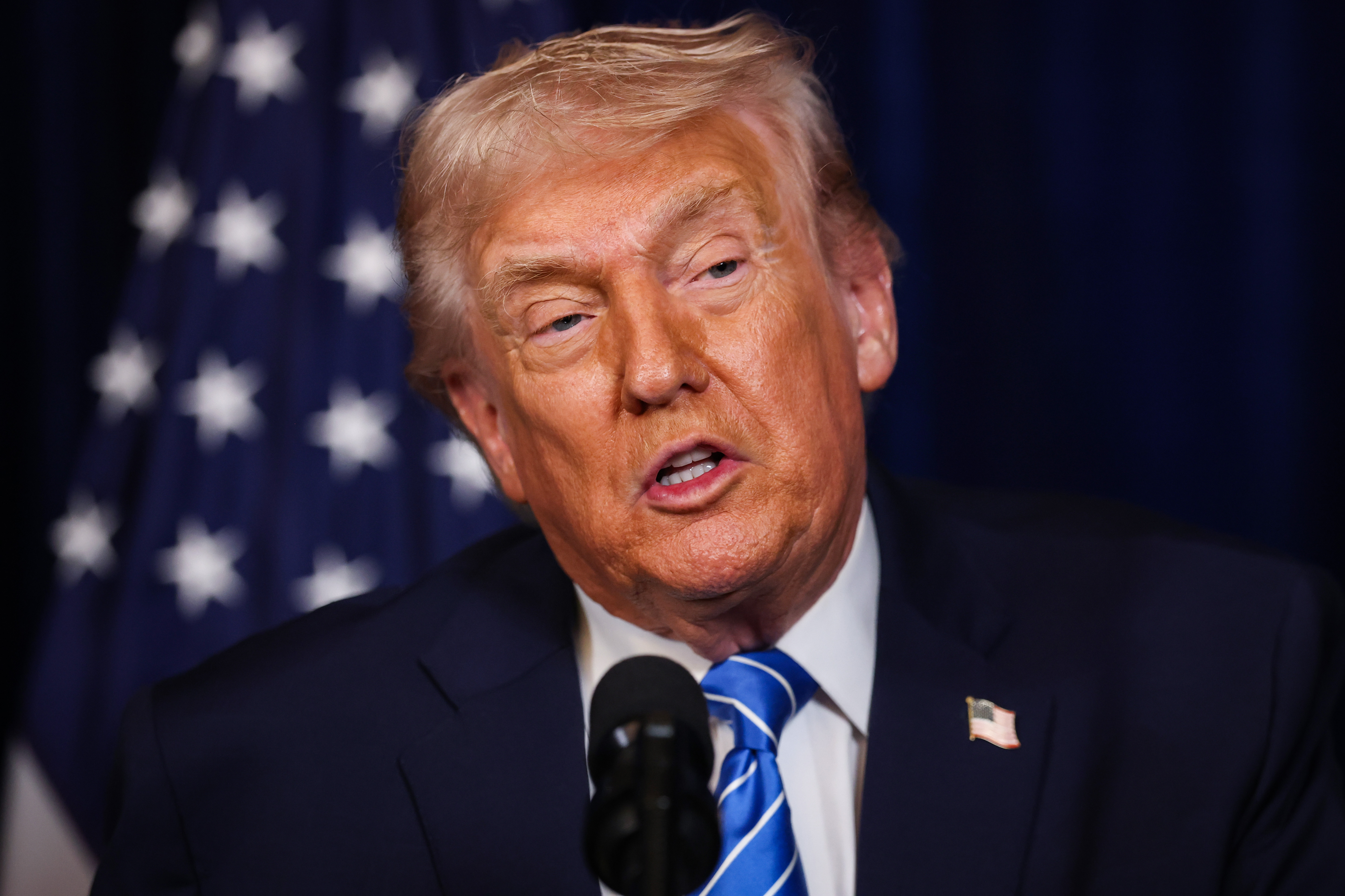 US Dollar Falters in Blow to Donald Trump