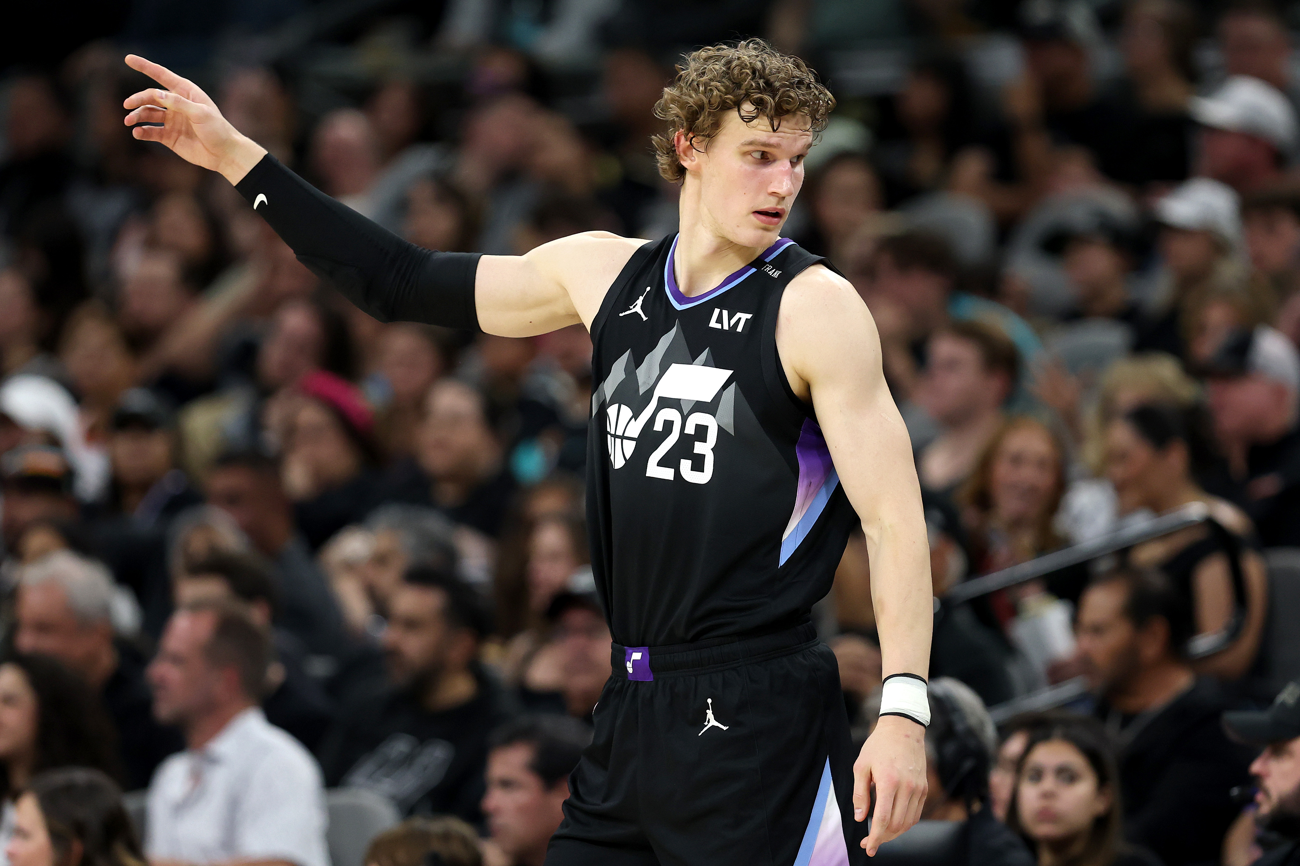 Underdog Promo Code NEWSWEEK: Get $75 Bonus For NBA, CFB Bowl Game Lineup