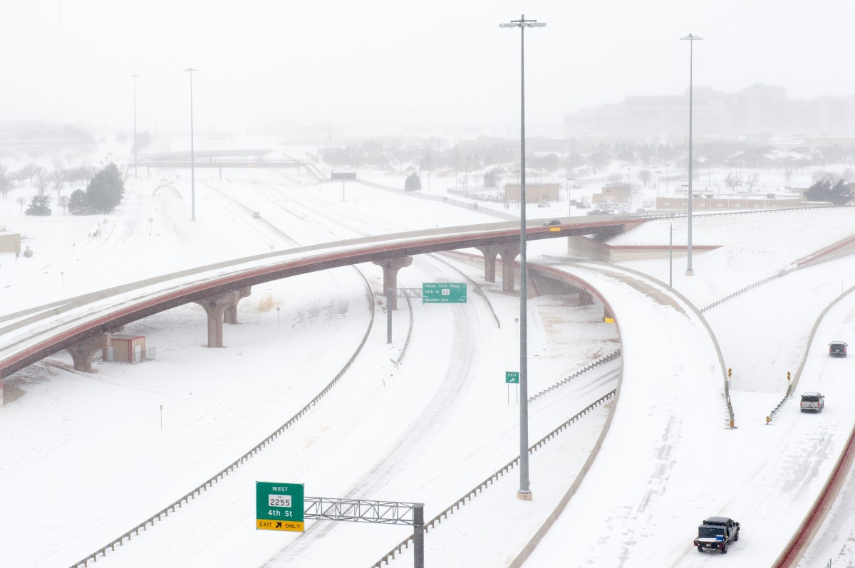 Texas Faces Uncertain Winter Weather: Snow Alerts Issued