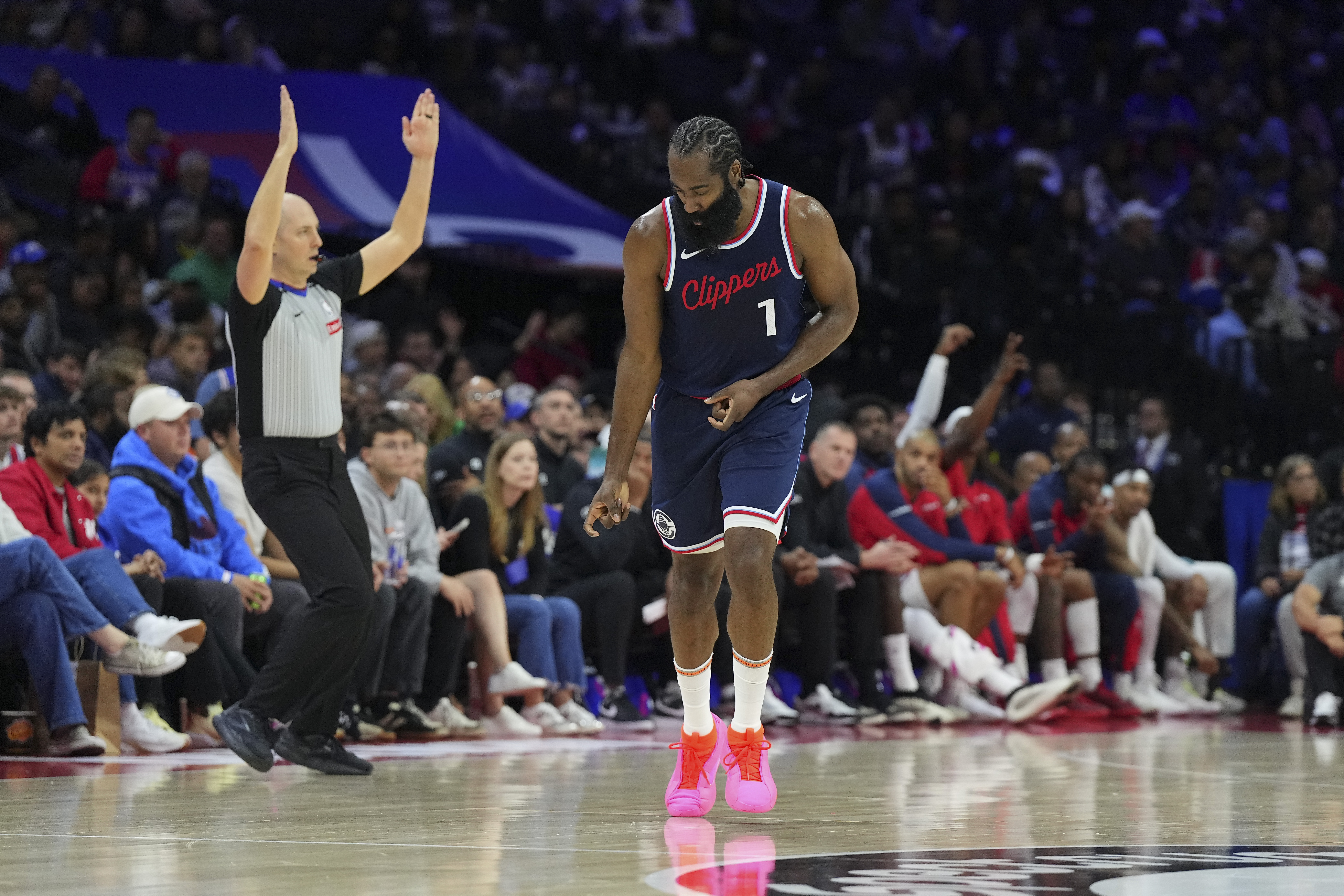 Bold Clippers Trade Proposal Sees LA Cut Ties with Even More Hall of Famers