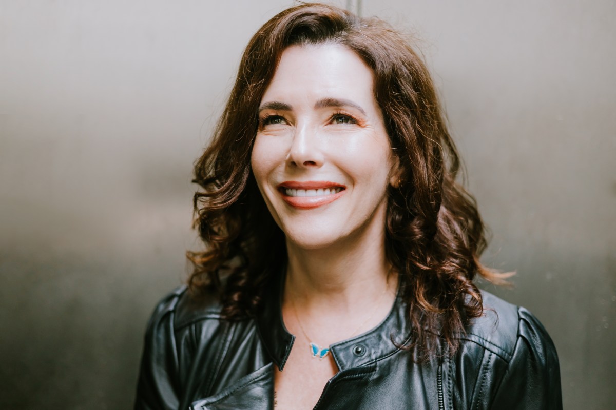 Todos no trabalho aplaudiram My Hustle e então acabei na sala de emergência. Todos no trabalho aplaudiram My Hustle e então acabei na sala de emergência.