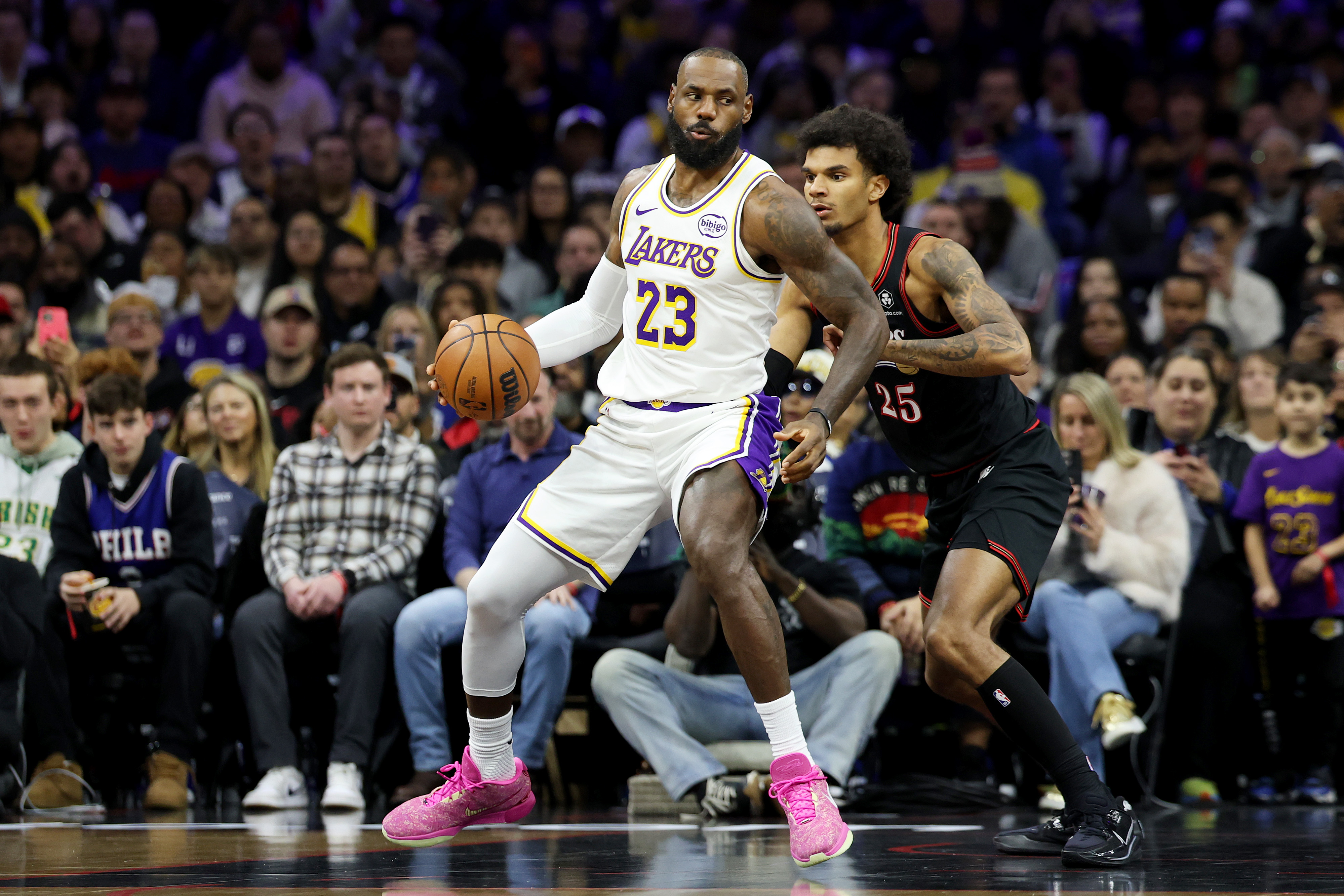 Lakers Star LeBron James Reacts to Making NBA History vs 76ers