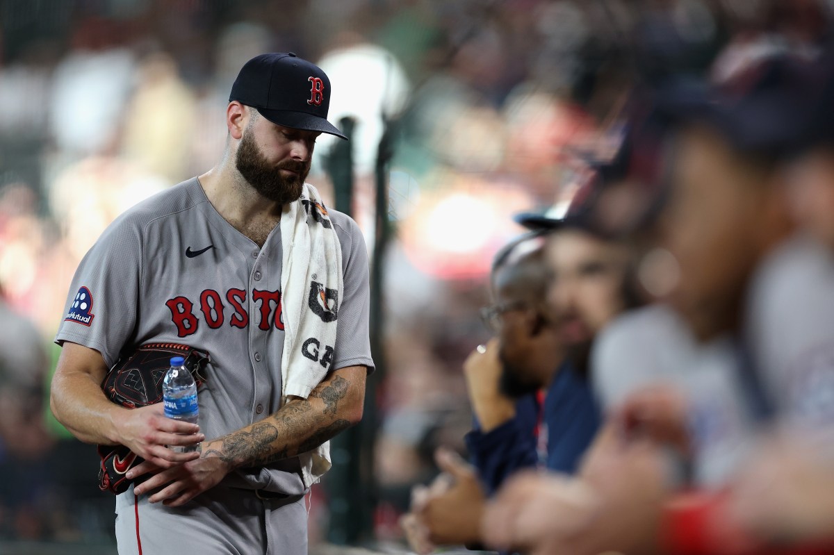 Could a Division Rival Be the Perfect Fit for Lucas Giolito?