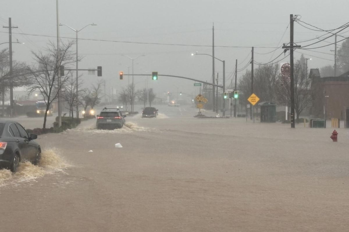 Inundaciones fatales azotan a California – Newsweek