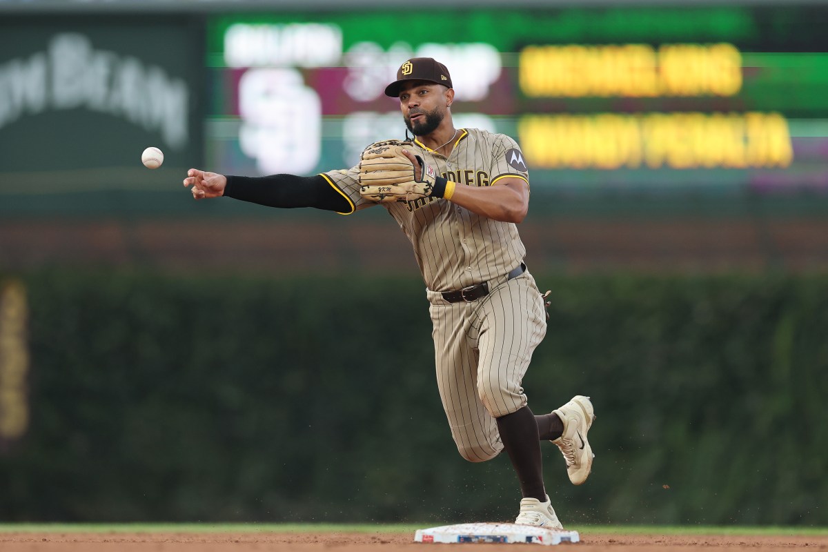 Se insta a los Padres a separarse de la ex estrella de los Medias Rojas de $ 280 millones