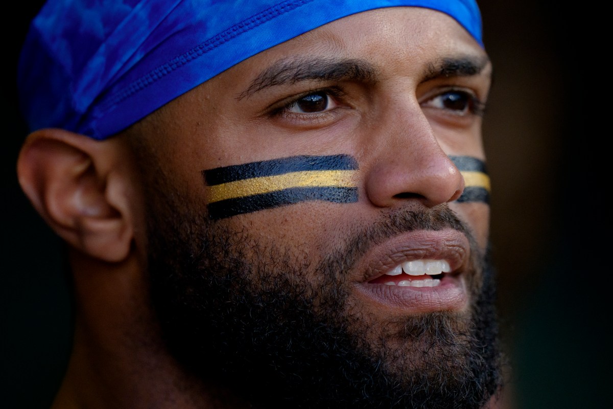 Yankees Eye Versatile All-Star Willi Castro: A $33 Million Solution?