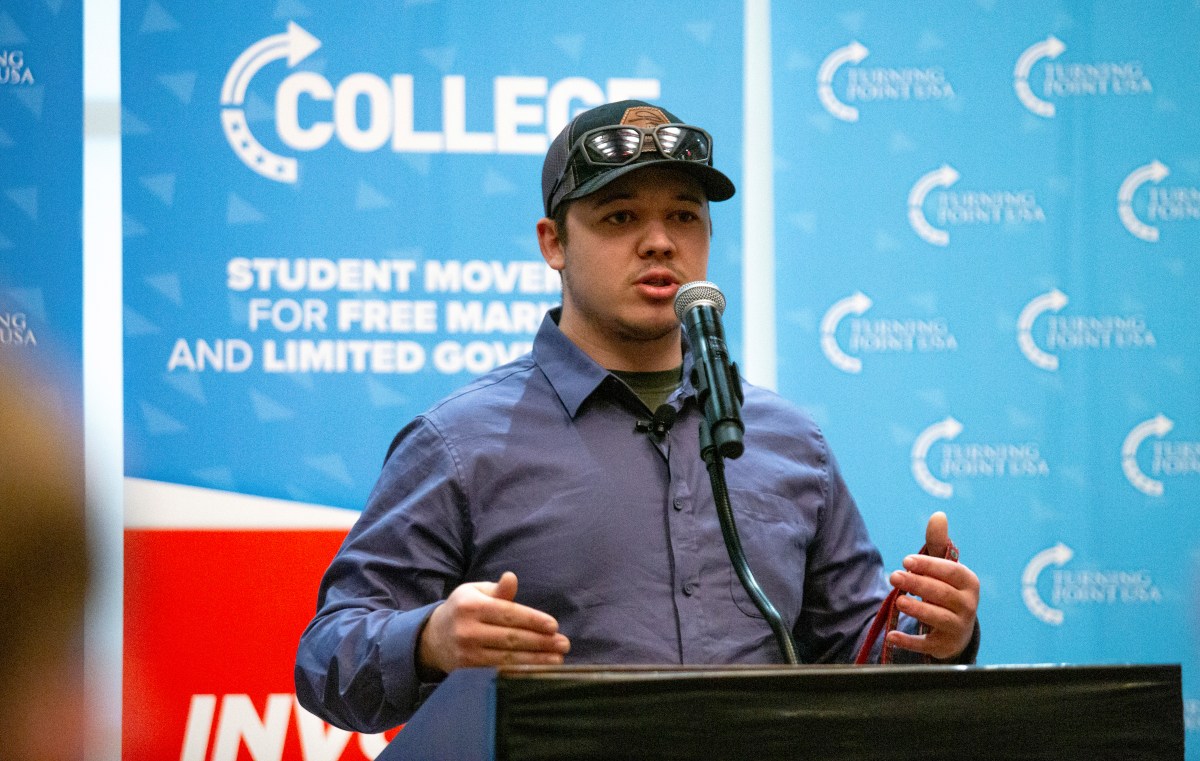 Kyle Rittenhouse aborda la comparación con Alex Pretti