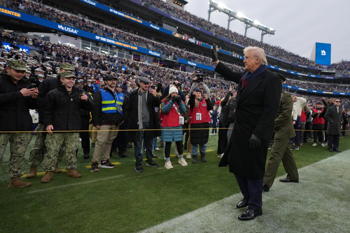 Donald Trump& 039;s Message to Indiana and Miami Ahead of National Championship