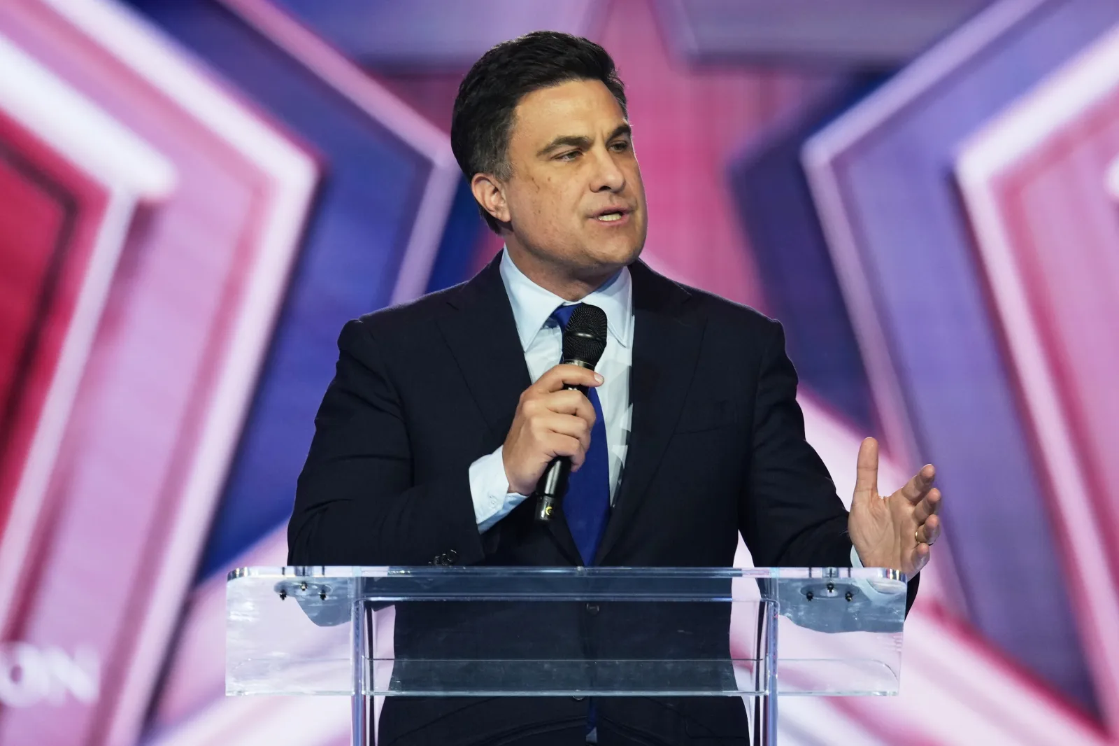 Musk's $10M Boost to Morris: A Game Changer in Kentucky's Senate Race?