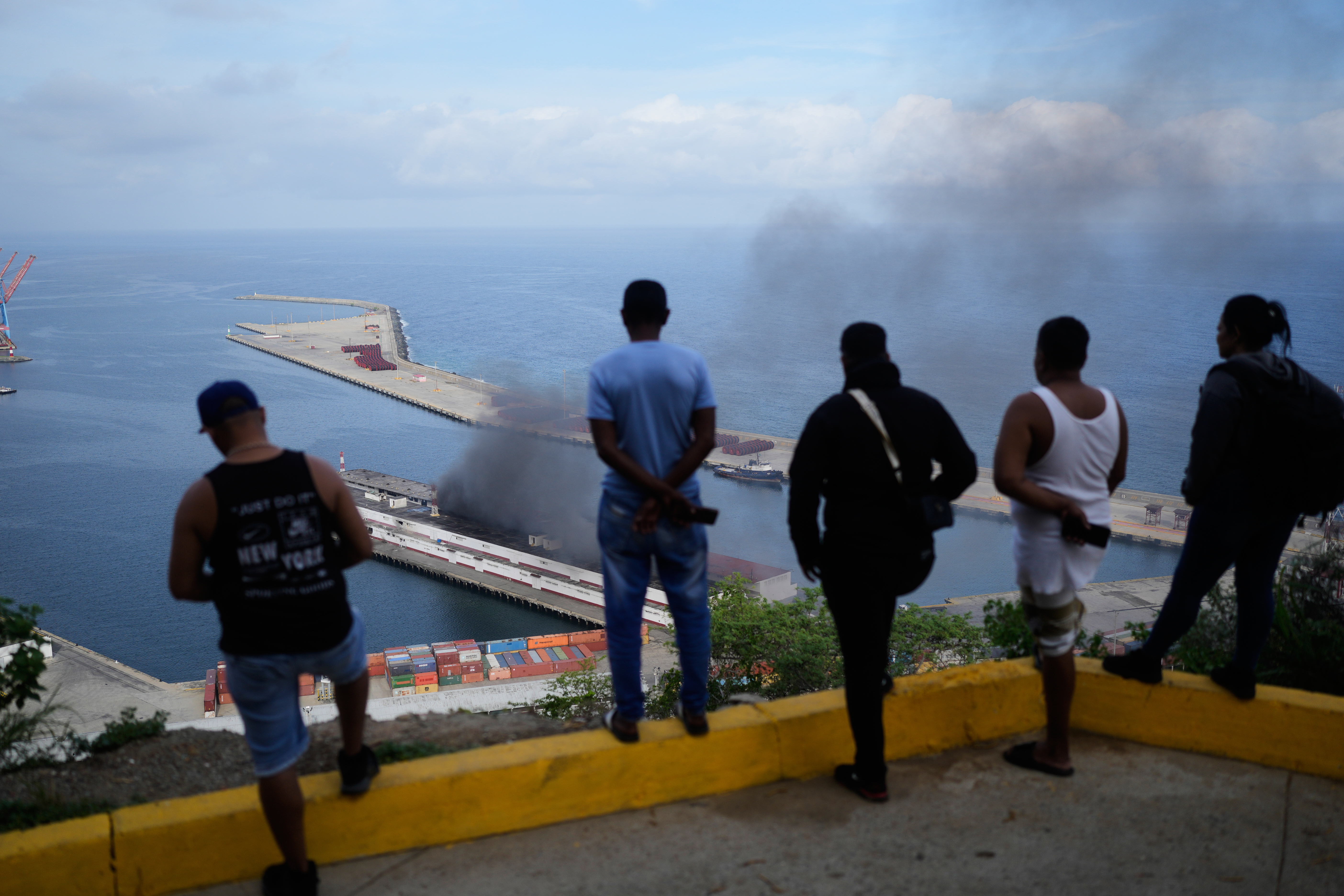 Democrats Condemn Trump’s Venezuela Strikes, Maduro Capture