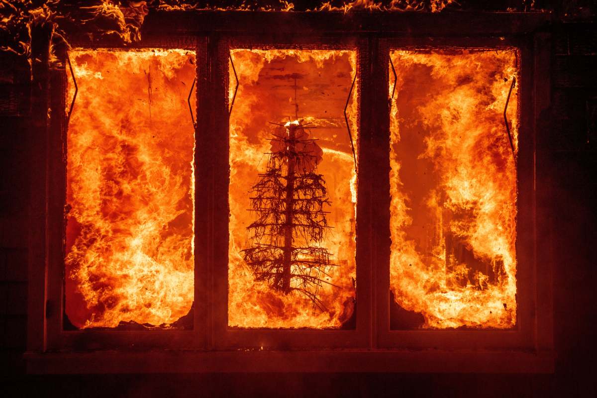 California Rebuilding Amid Federal Tensions: Newsom's Bold Stand