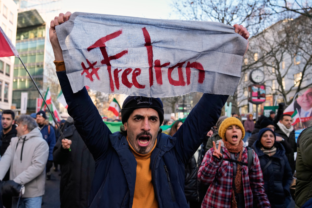 Donald Trump ‘Ready to Help’ as Iran Protests Death Toll Exceeds 100 Donald Trump ‘Ready to Help’ as Iran Protests Death Toll Exceeds 100