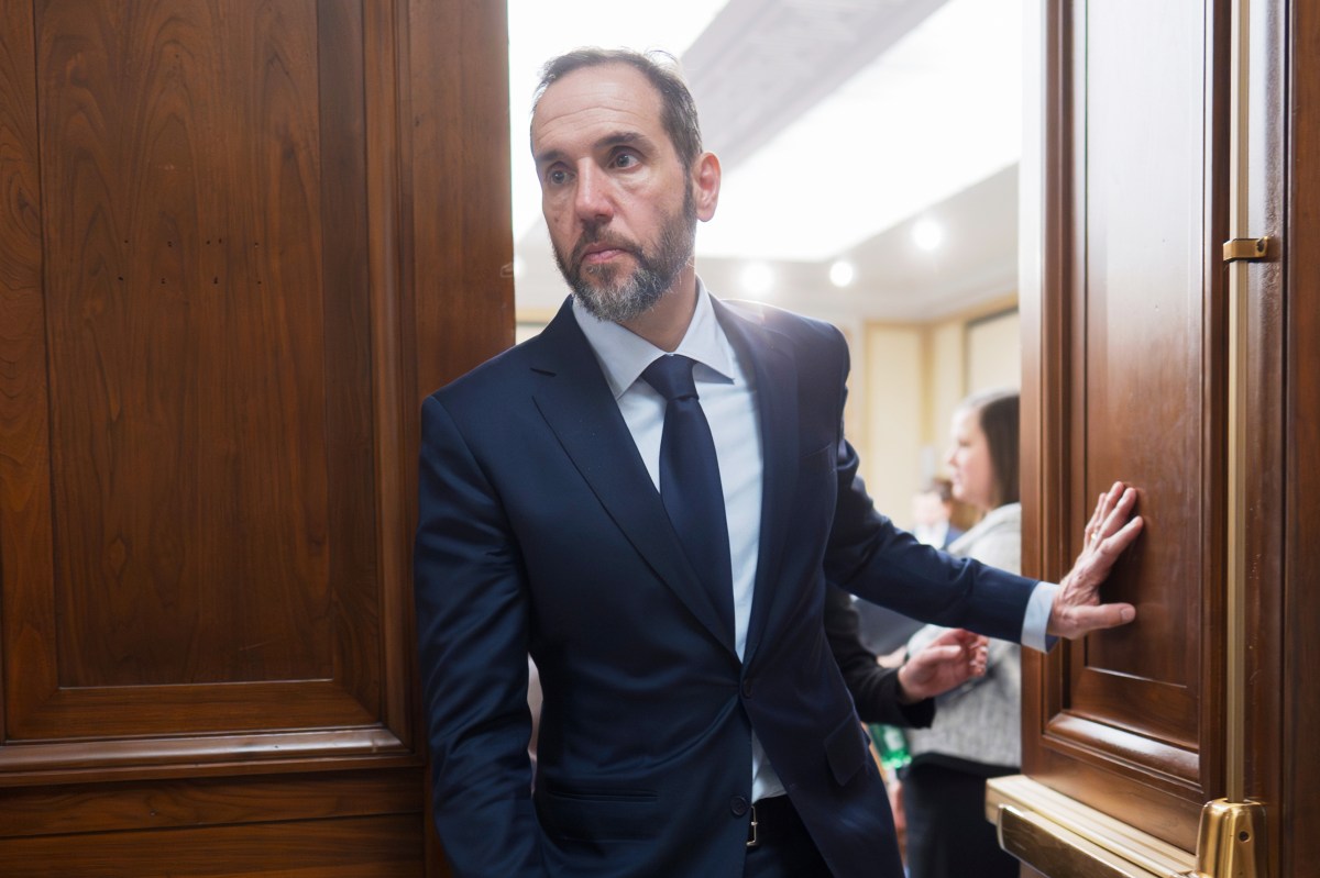 Trump Battles His Own DOJ: Attempt to Block Smith Report Highlights Legal Tensions