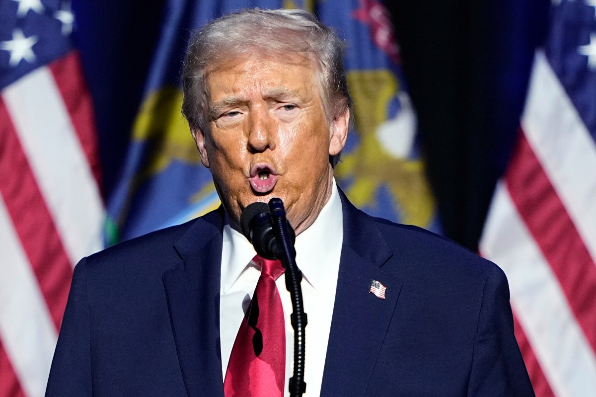 How Donald Trump&rsquo;s Approval Rating Has Changed Since ICE Shooting