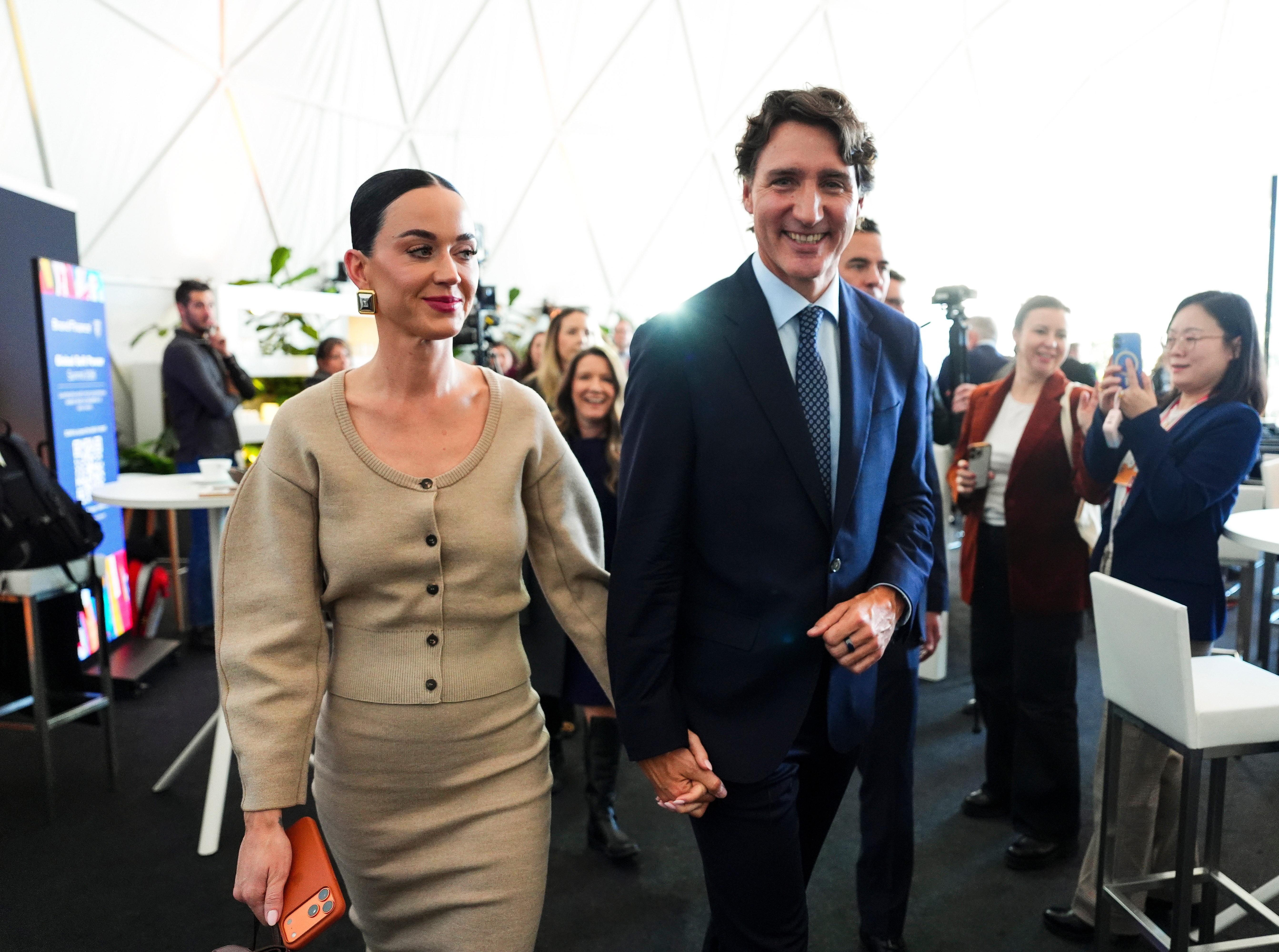 Video of Katy Perry and Justin Trudeau at Davos Sparks Backlash