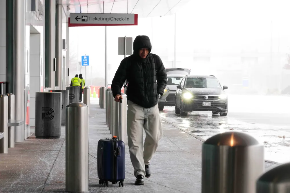 Winter Storm Cancels 13,000 Flights, Knocks Out Power Across US - Newsweek