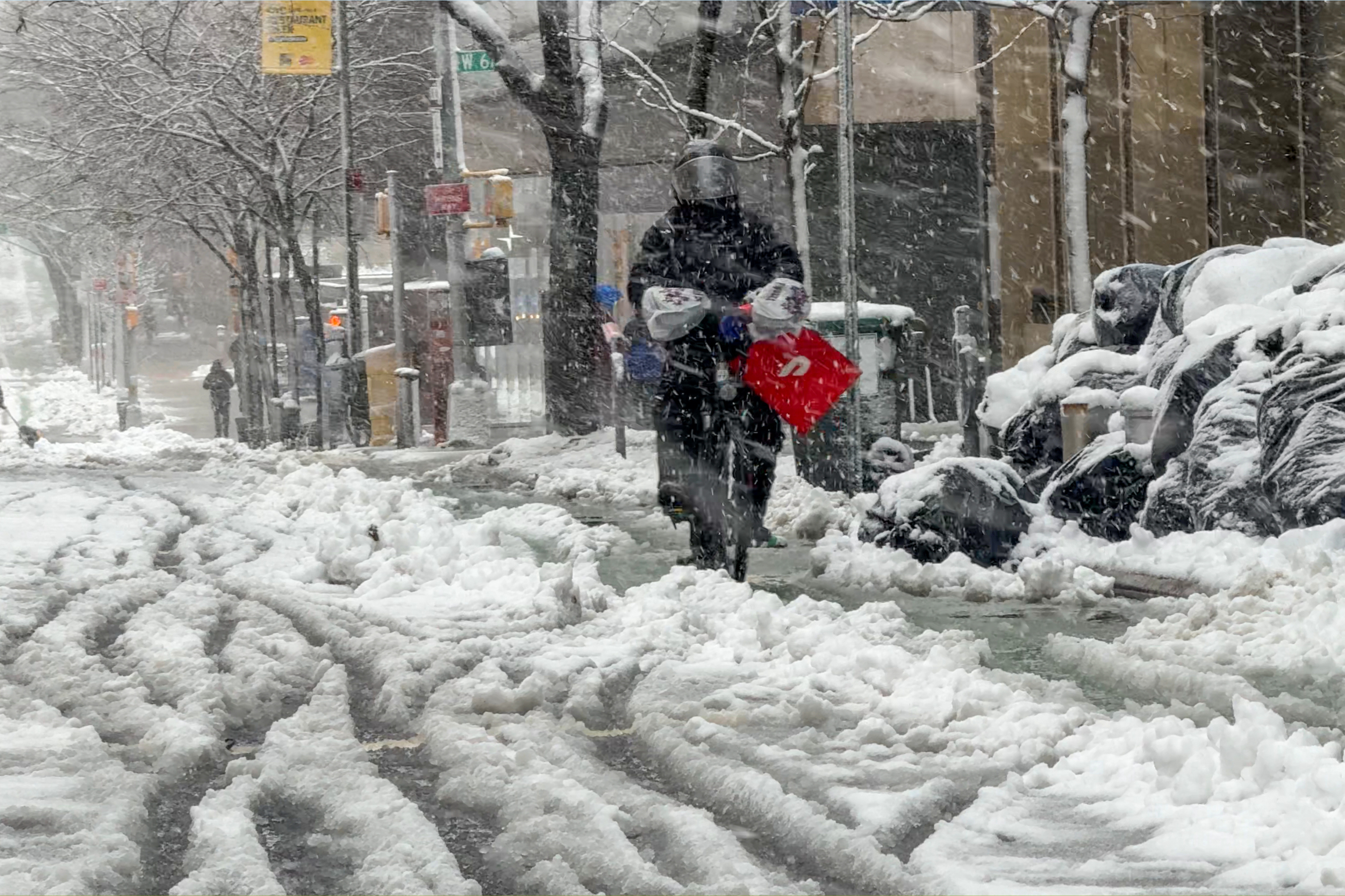 Winter Storm Warning Issued As 20 Inches of Snow Set To Fall