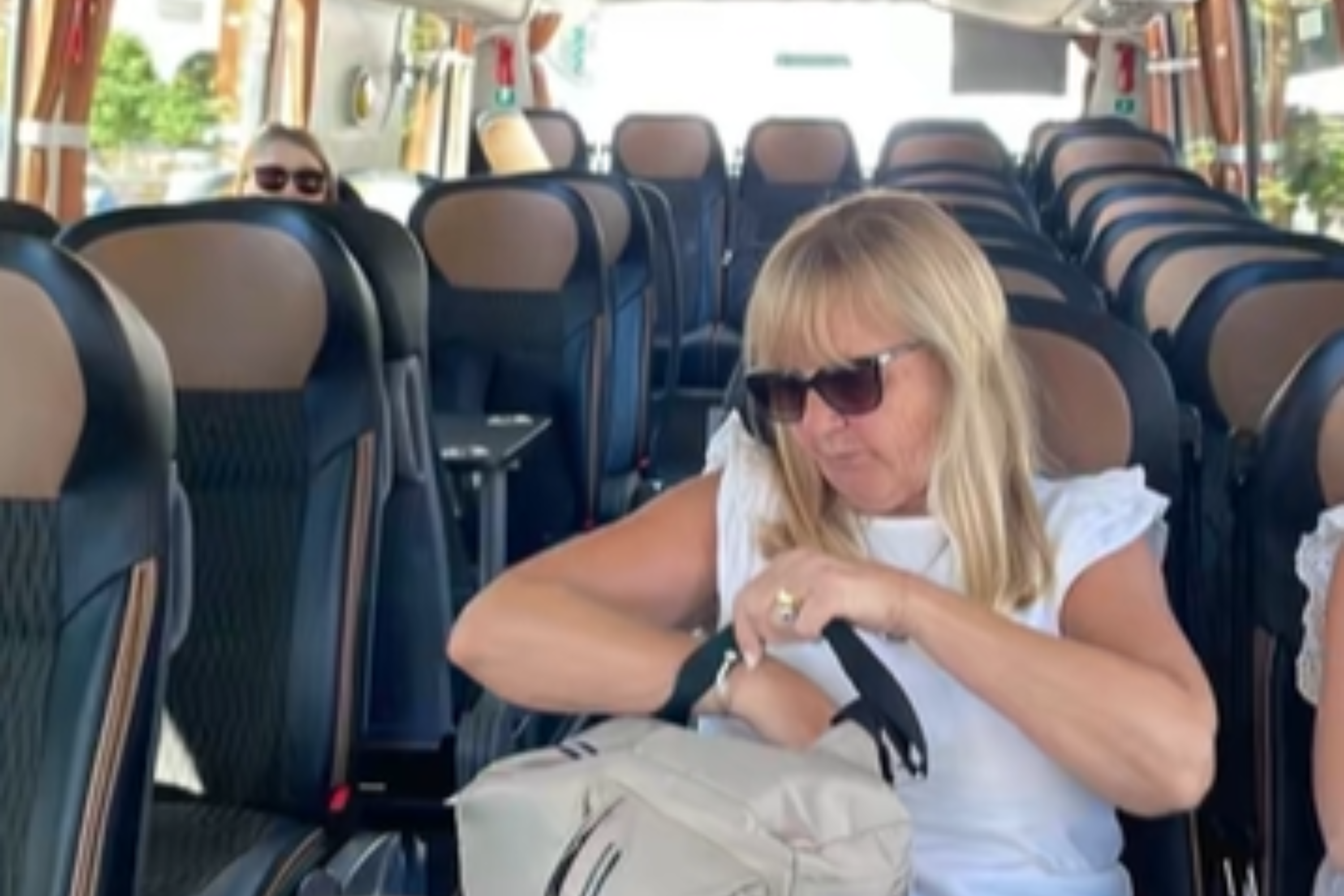 Dad Given 1 Job Before Family Vacation, It Doesn’t Go Well: 'Wasn’t Cheap'