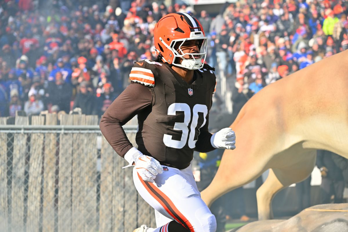 Could Devin Bush Be the Key to Revamping the Cowboys' Defense?