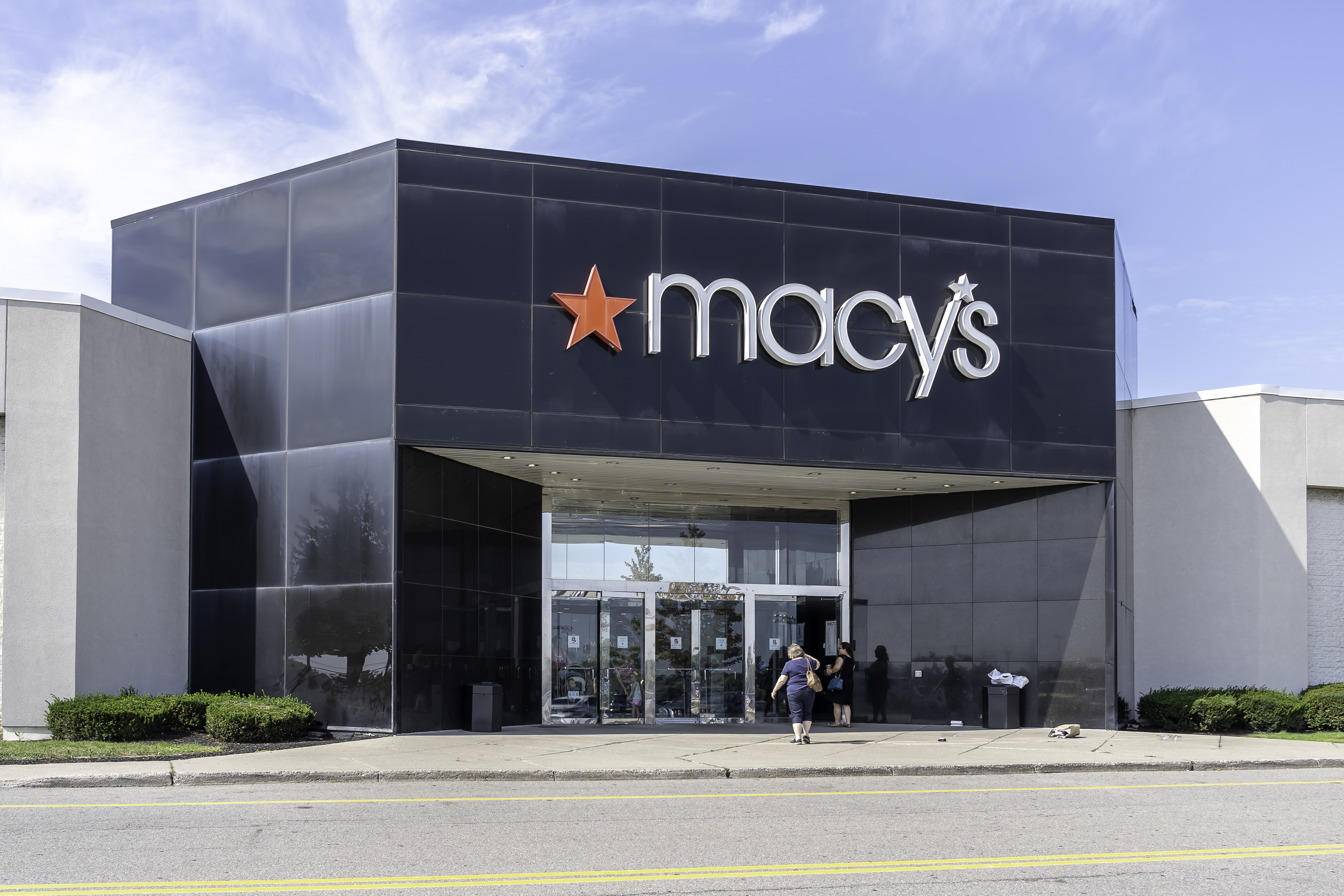 Macy closing stores nationwide : Full list of locations