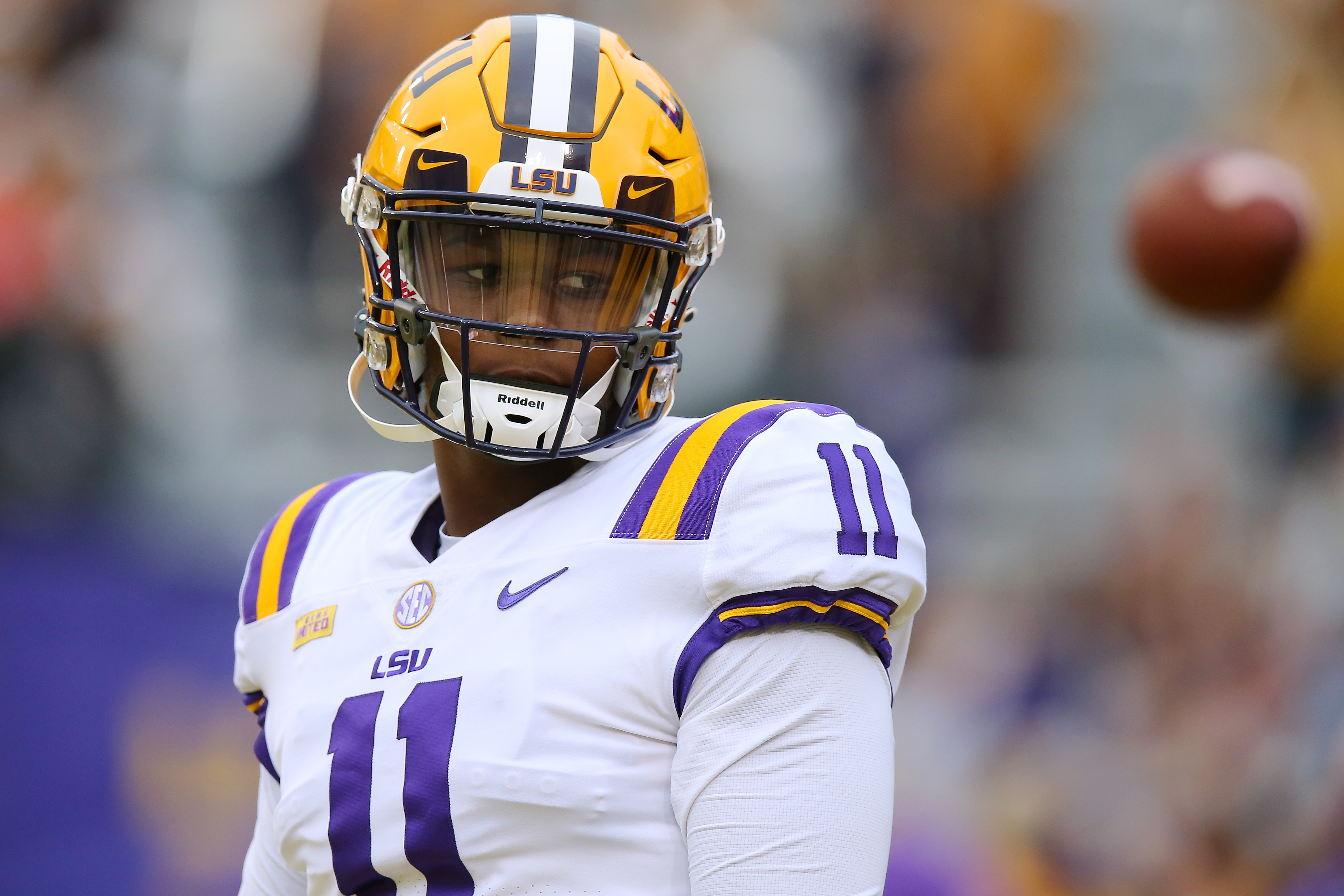 Polarizing Transfer Portal QB TJ Finley Signs with Seventh College Program