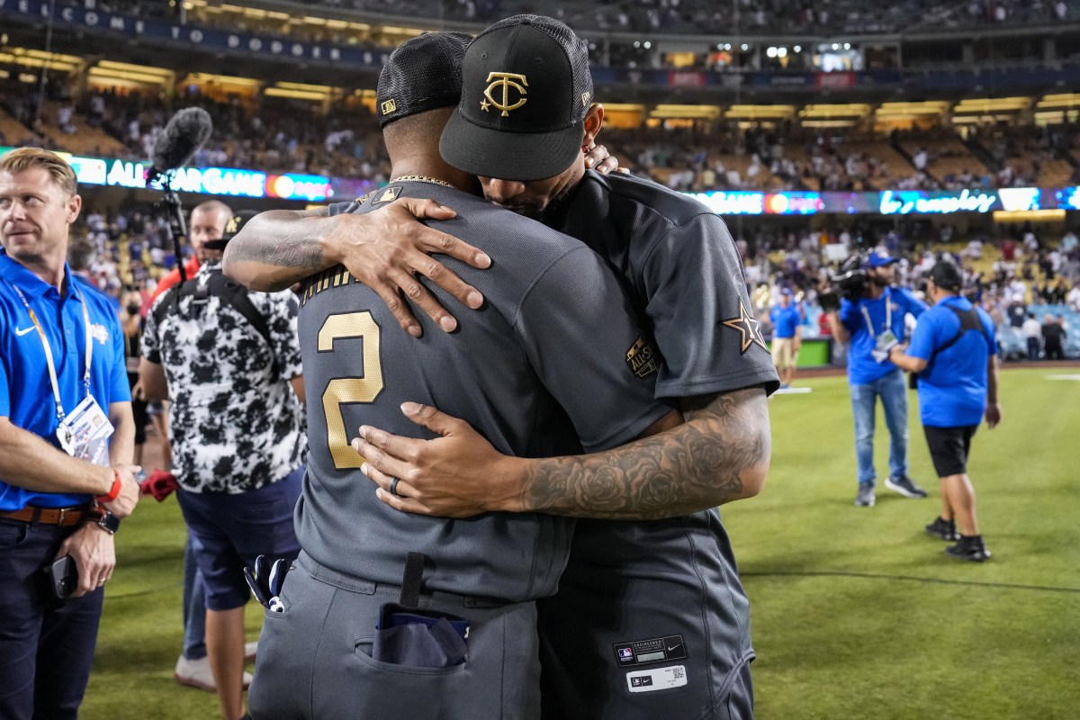 Luis Arraez Joins Giants: A $12 Million Deal Toward MLB History
