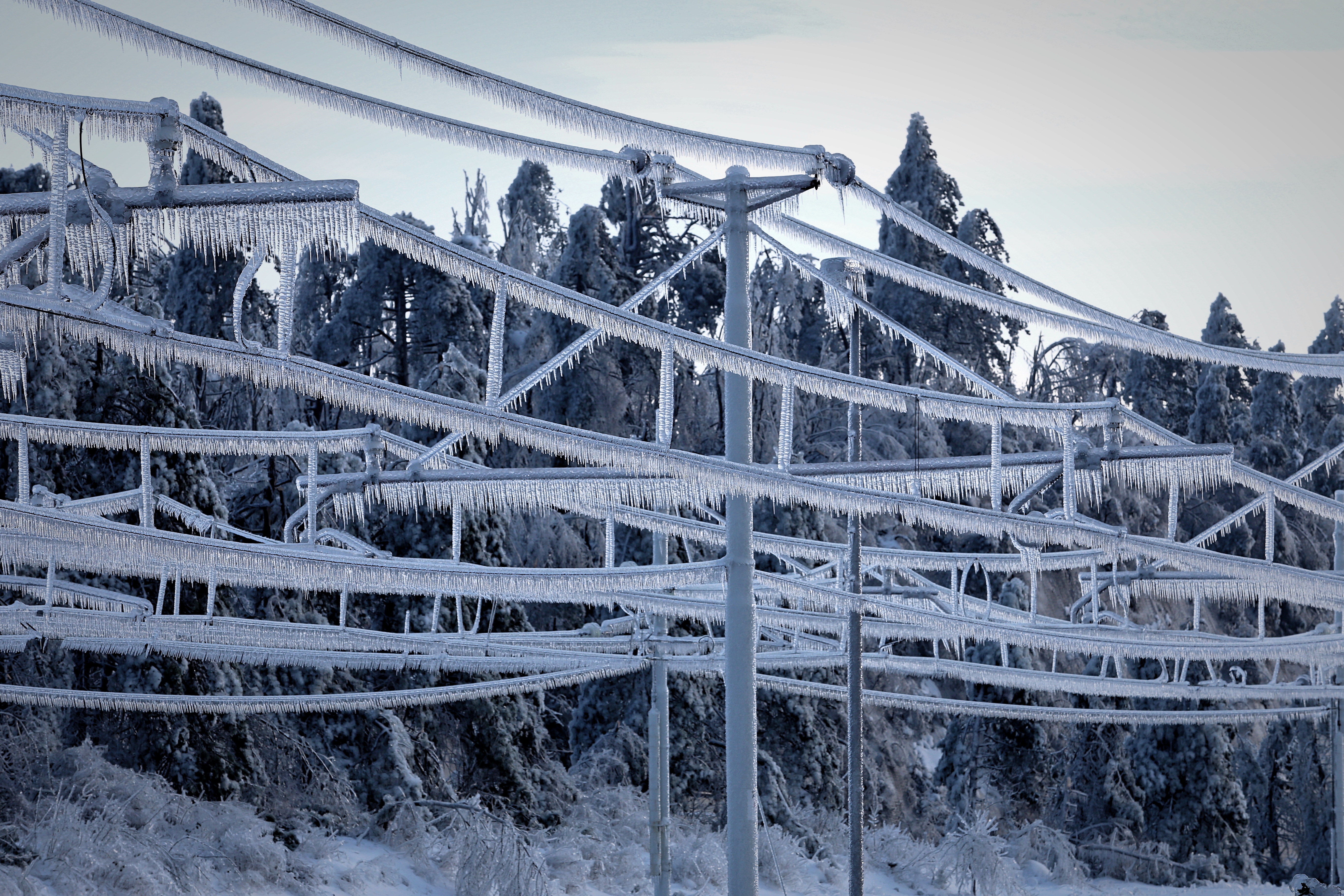 Texas Electric Grid Update as Millions Warned of Power Outages