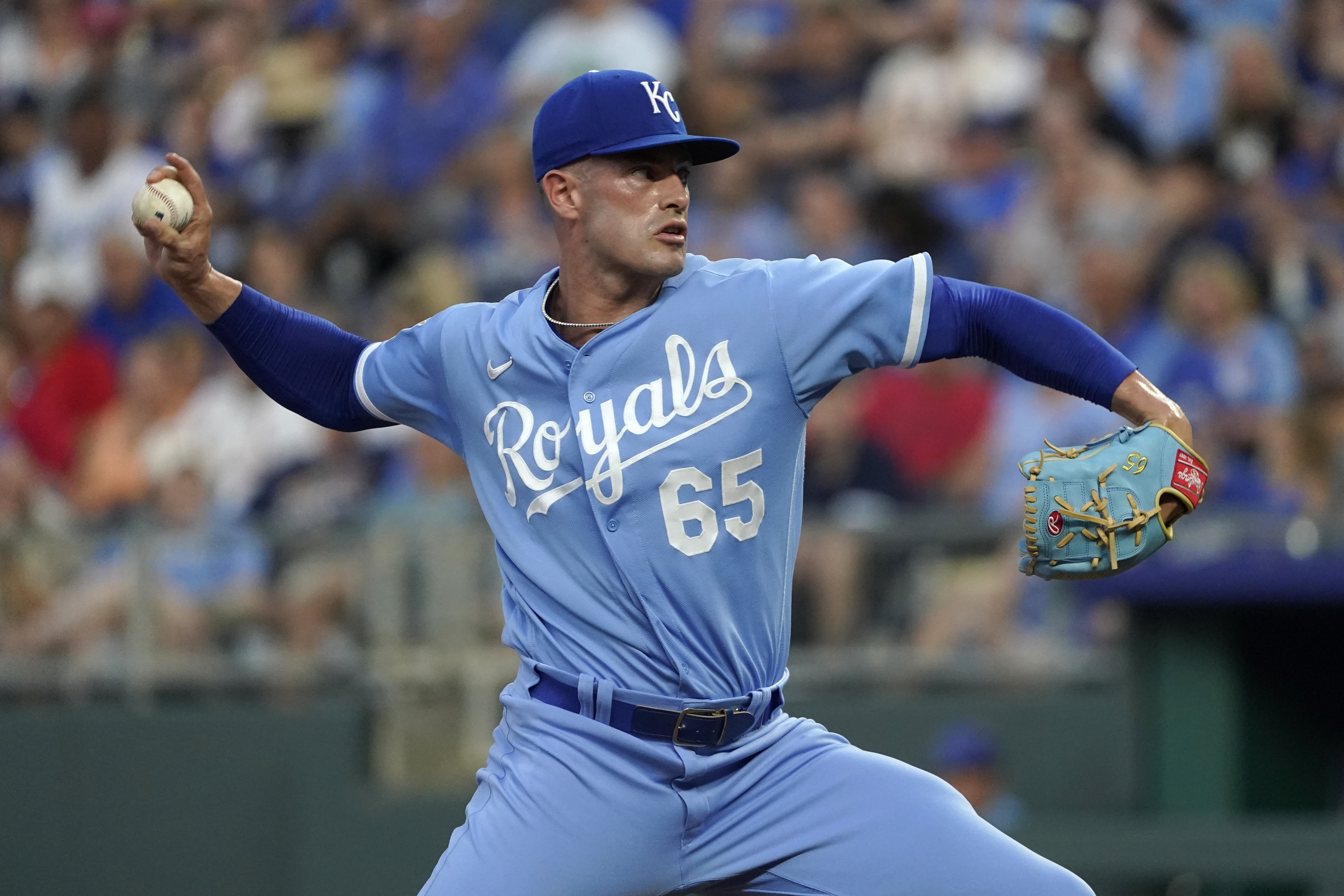 Yankees Sign Veteran Reliever After 3 Down Seasons: Report