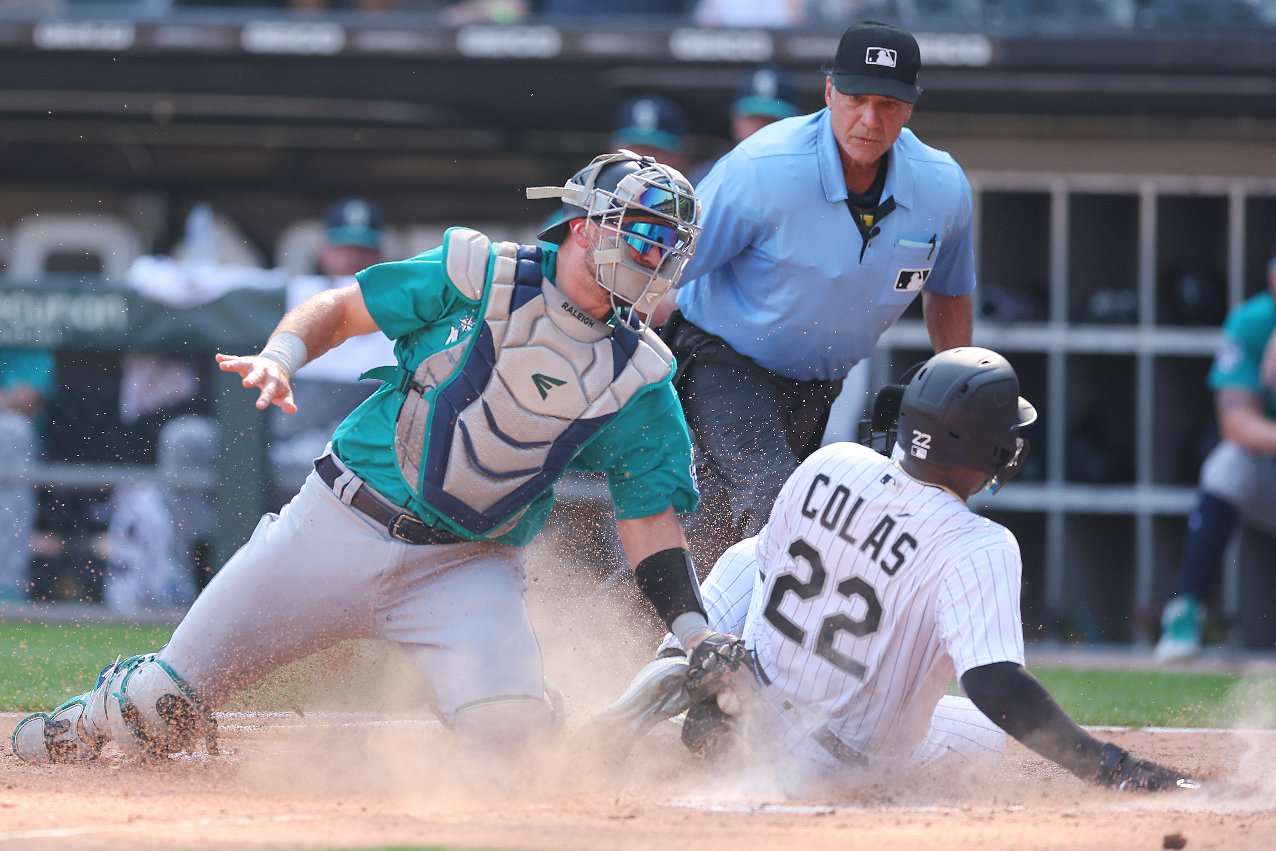 Mariners Sign Former Cal Raleigh Backup in Free Agency