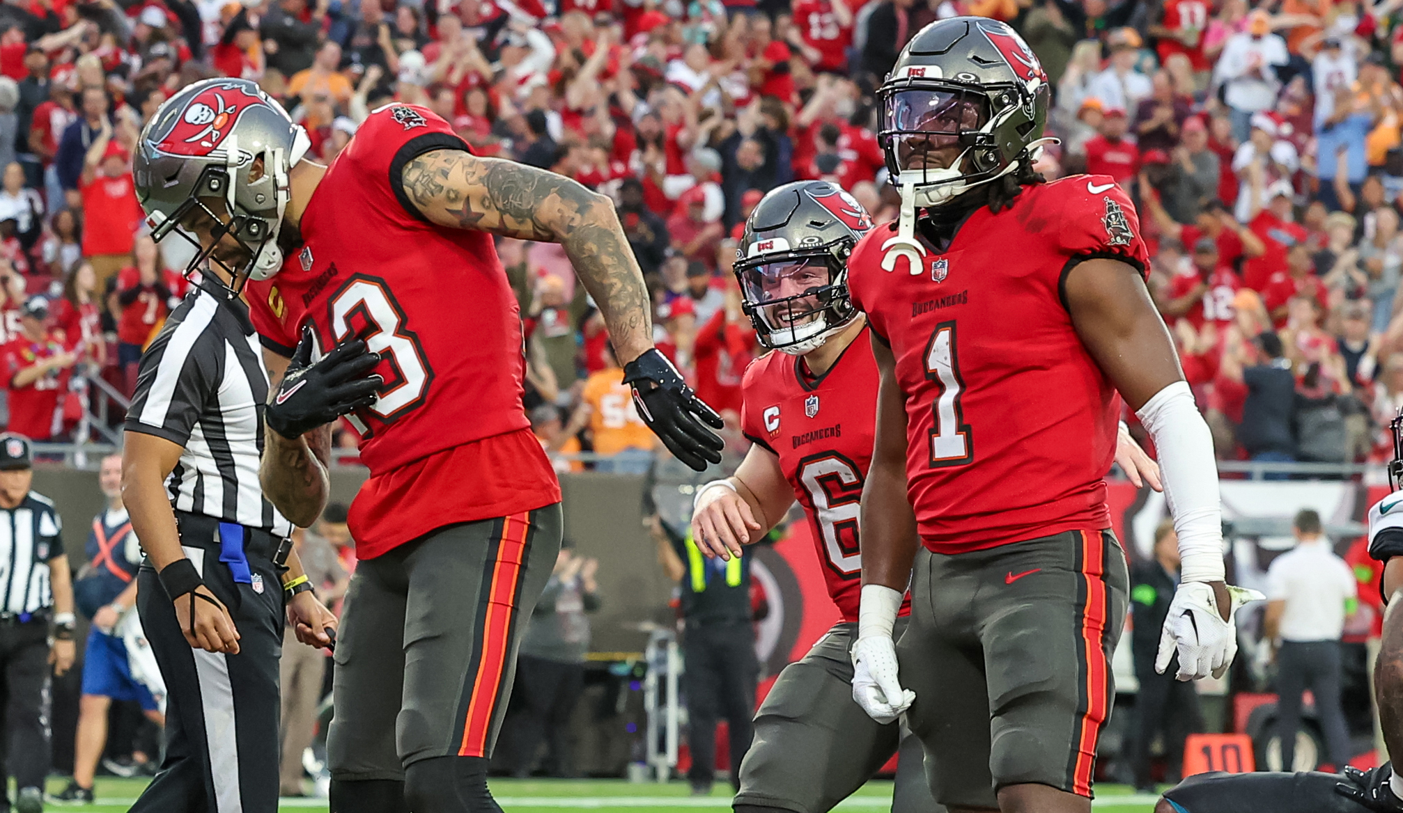 Buccaneers Starter Announces He’s Leaving Team After Missing Playoffs
