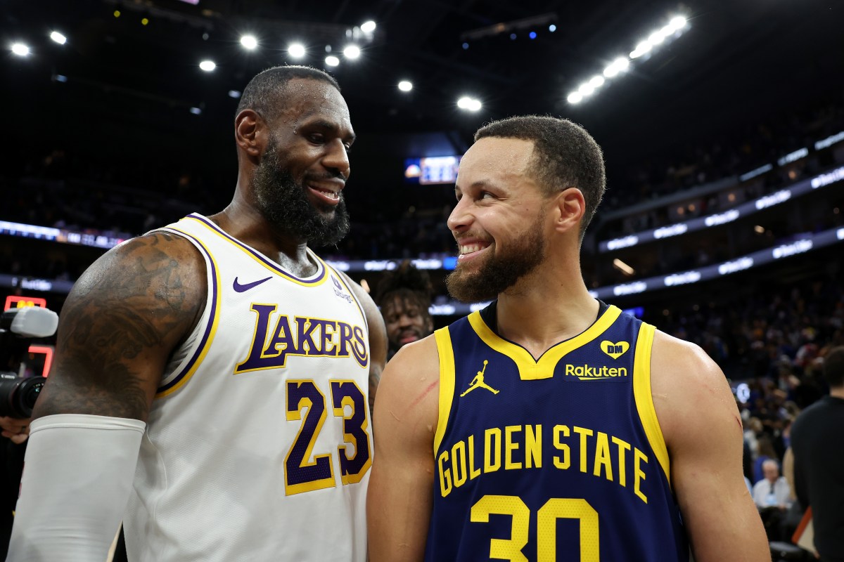 Warriors Legend Speaks Out on a LeBron James-Steph Curry Reunion