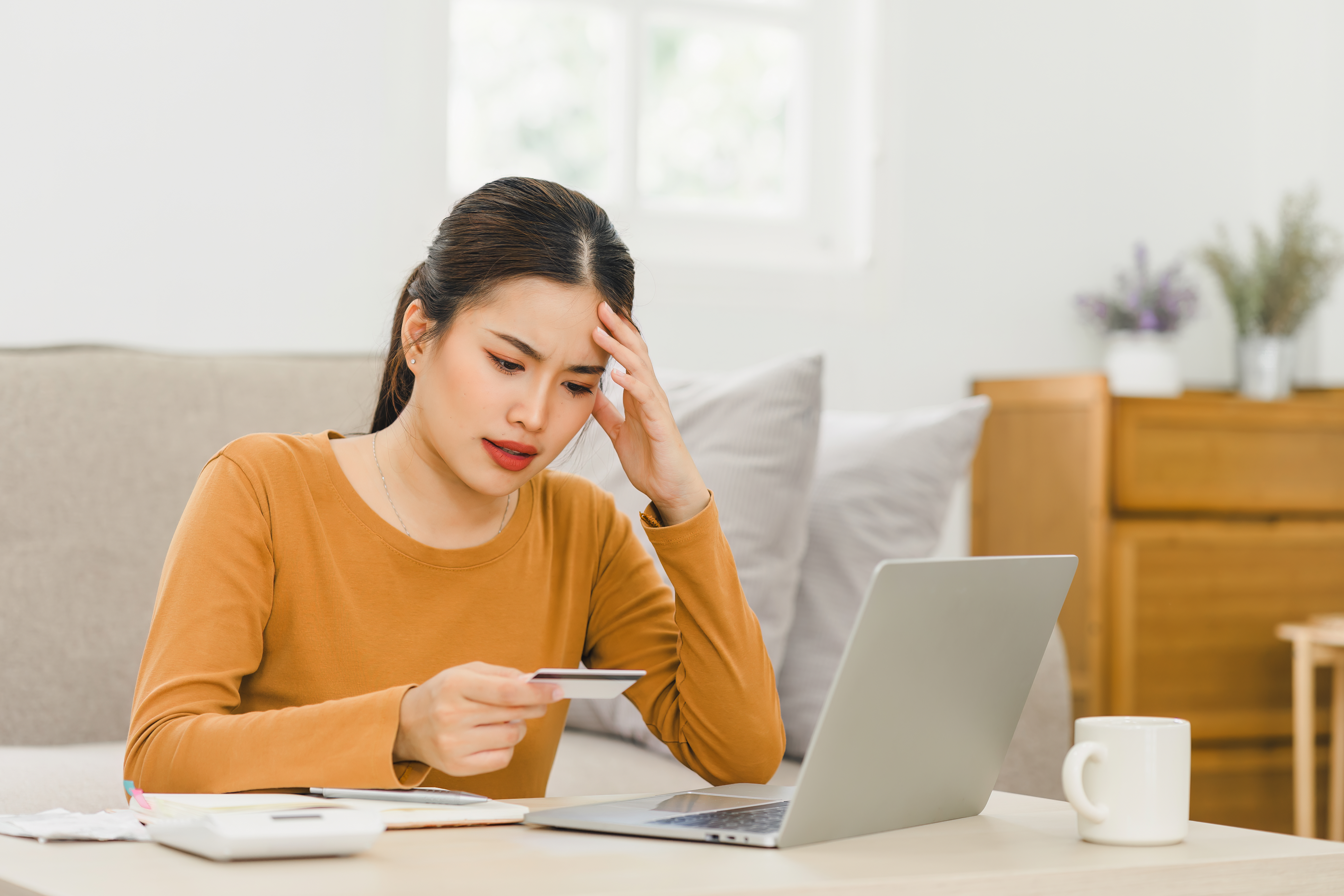 Single Millennial Discovers Crucial Way World Is ‘Designed for Pairs'