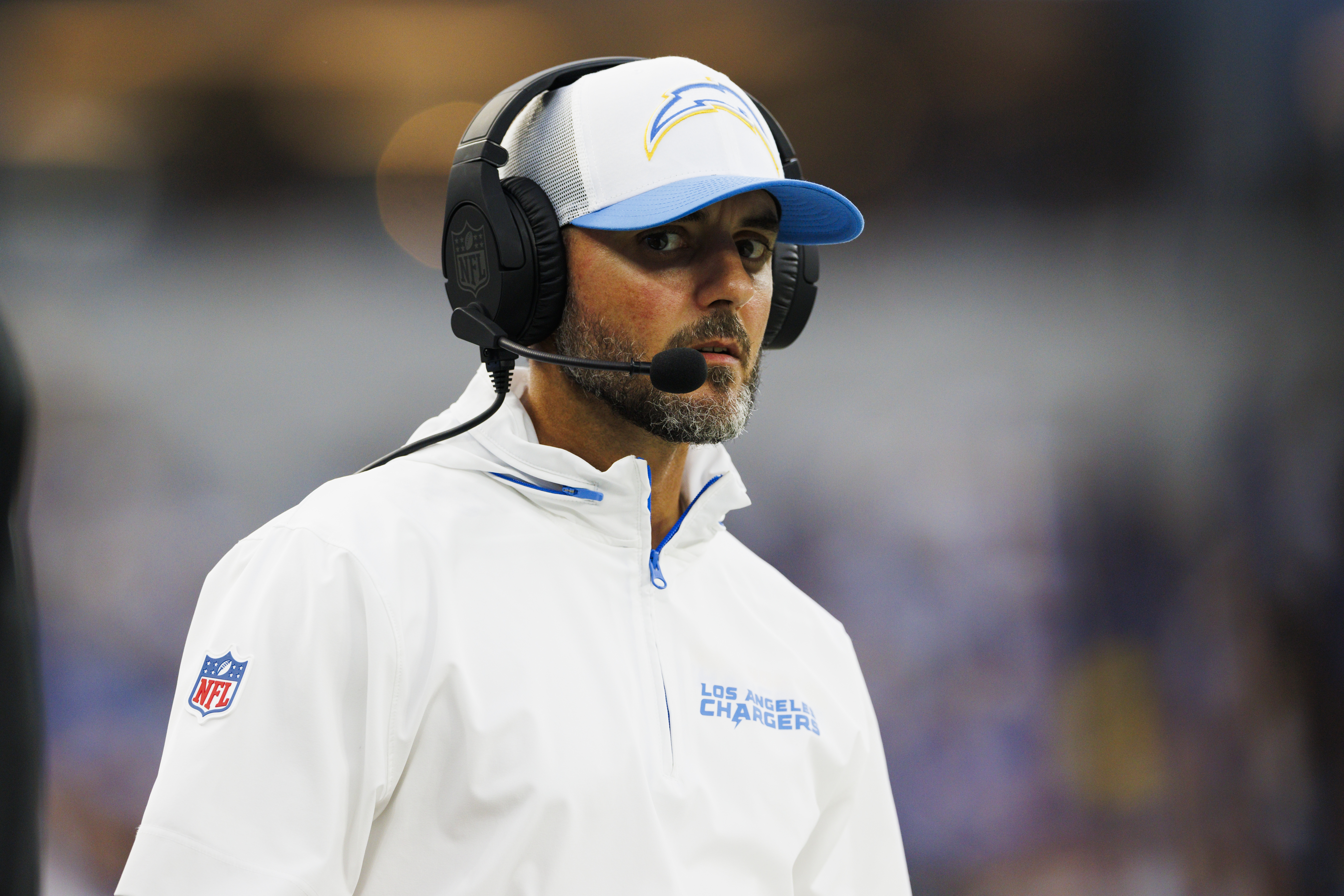 Chargers DC Jesse Minter Becomes Second Coach to Back Out of Browns Job