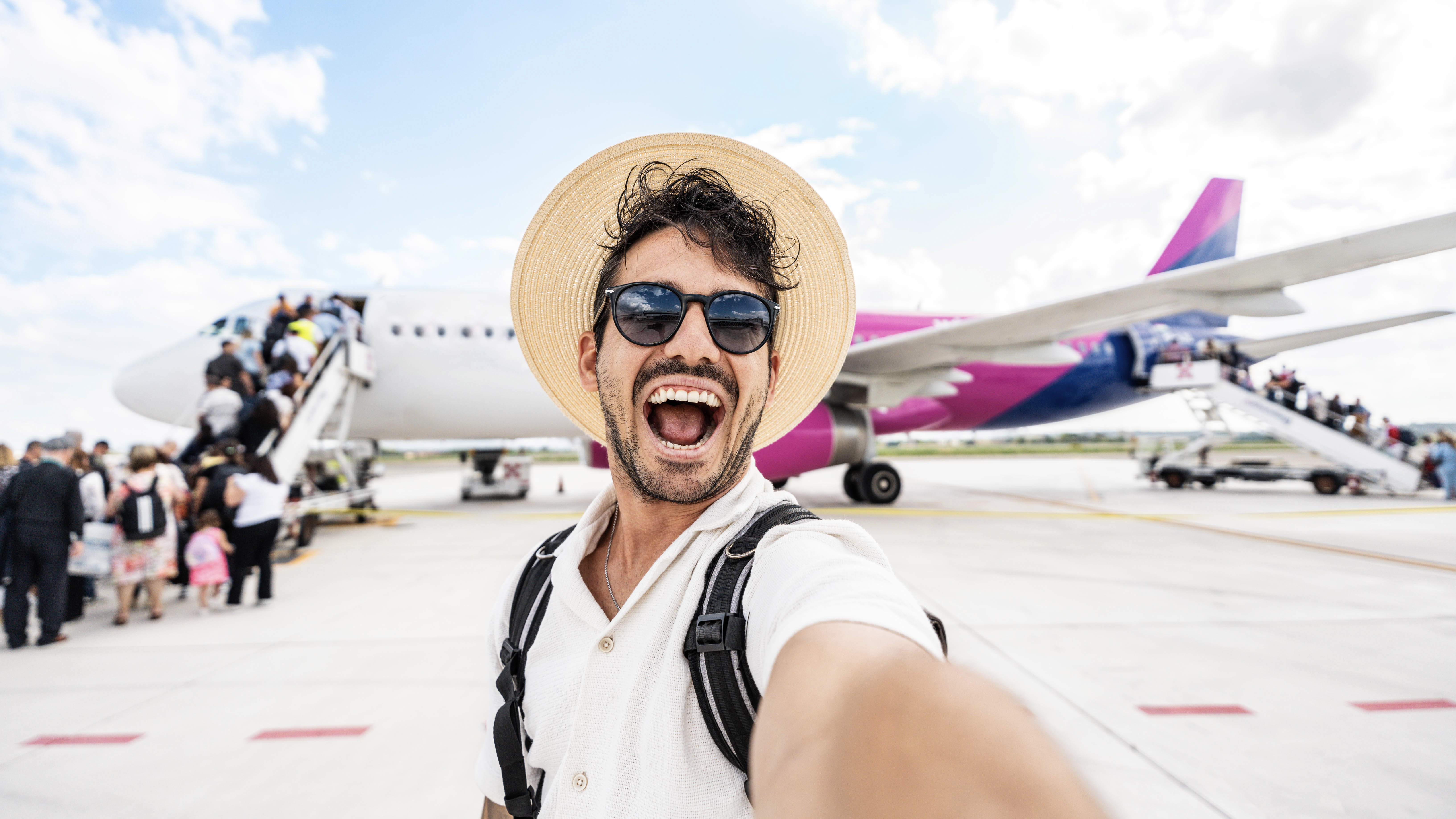 American Visiting Europe for First Time Has One Question—Internet Delivers