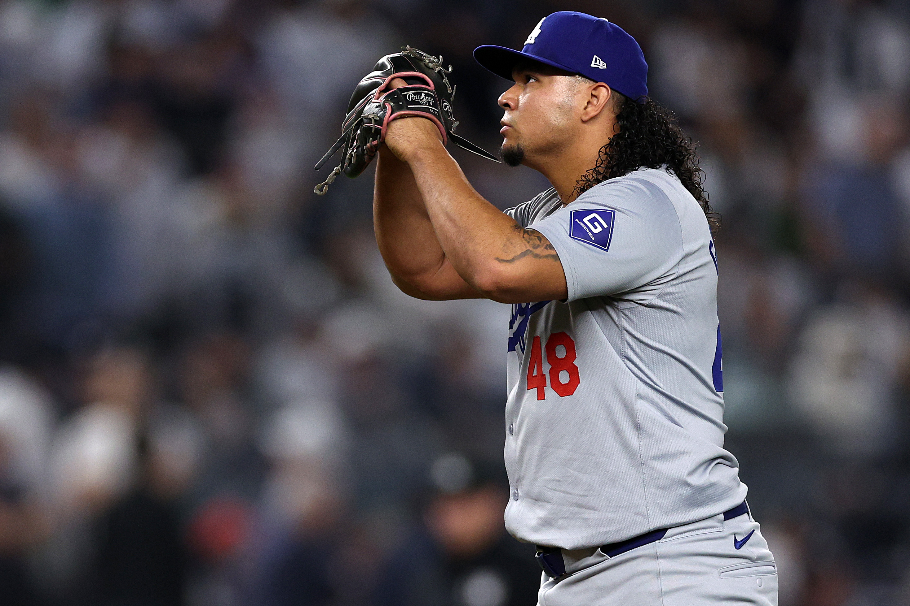 Dodgers, Key Reliever Reach Agreement on 2026 Salary: Report
