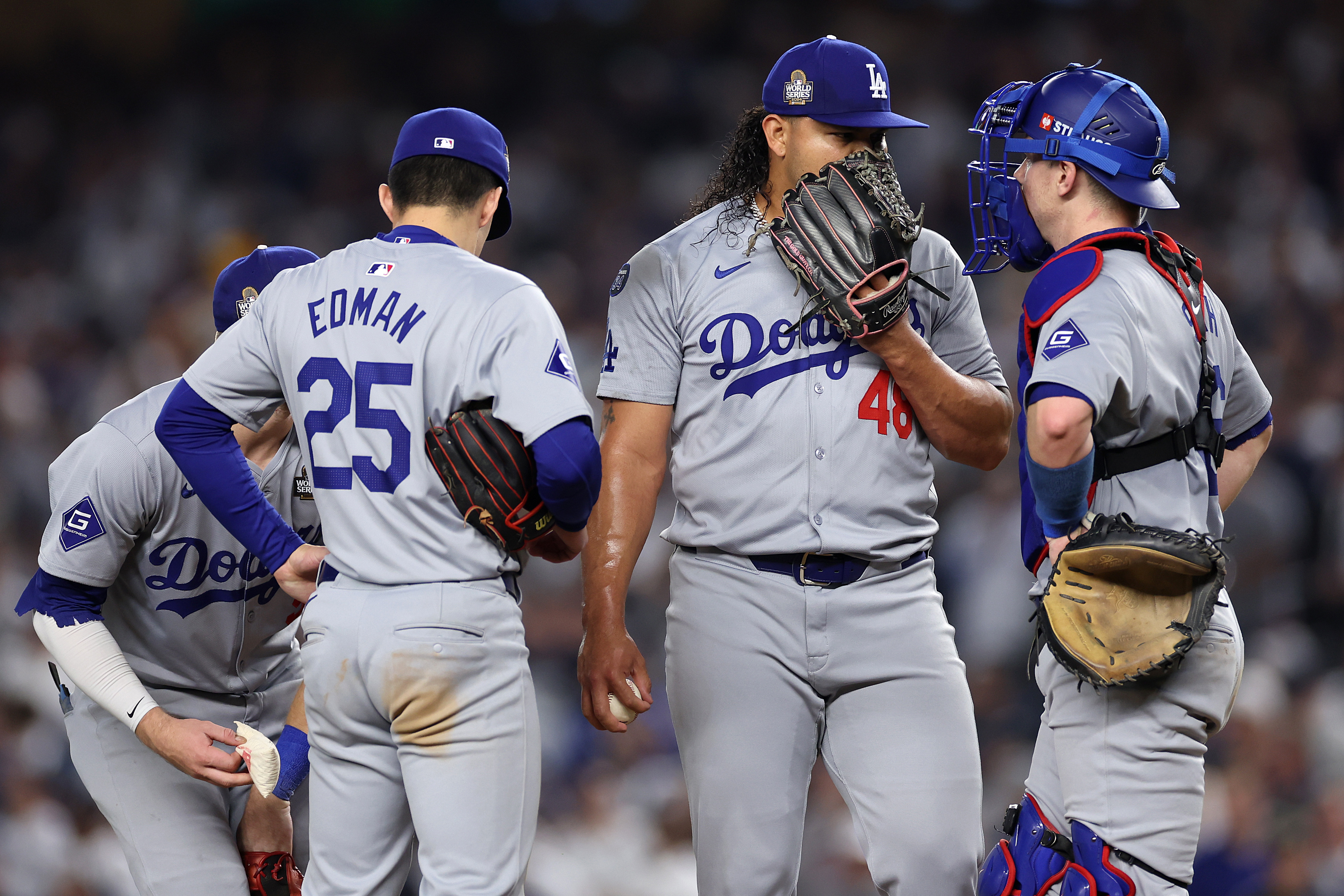 Dodgers Avoid Arbitration With 4 Key Players