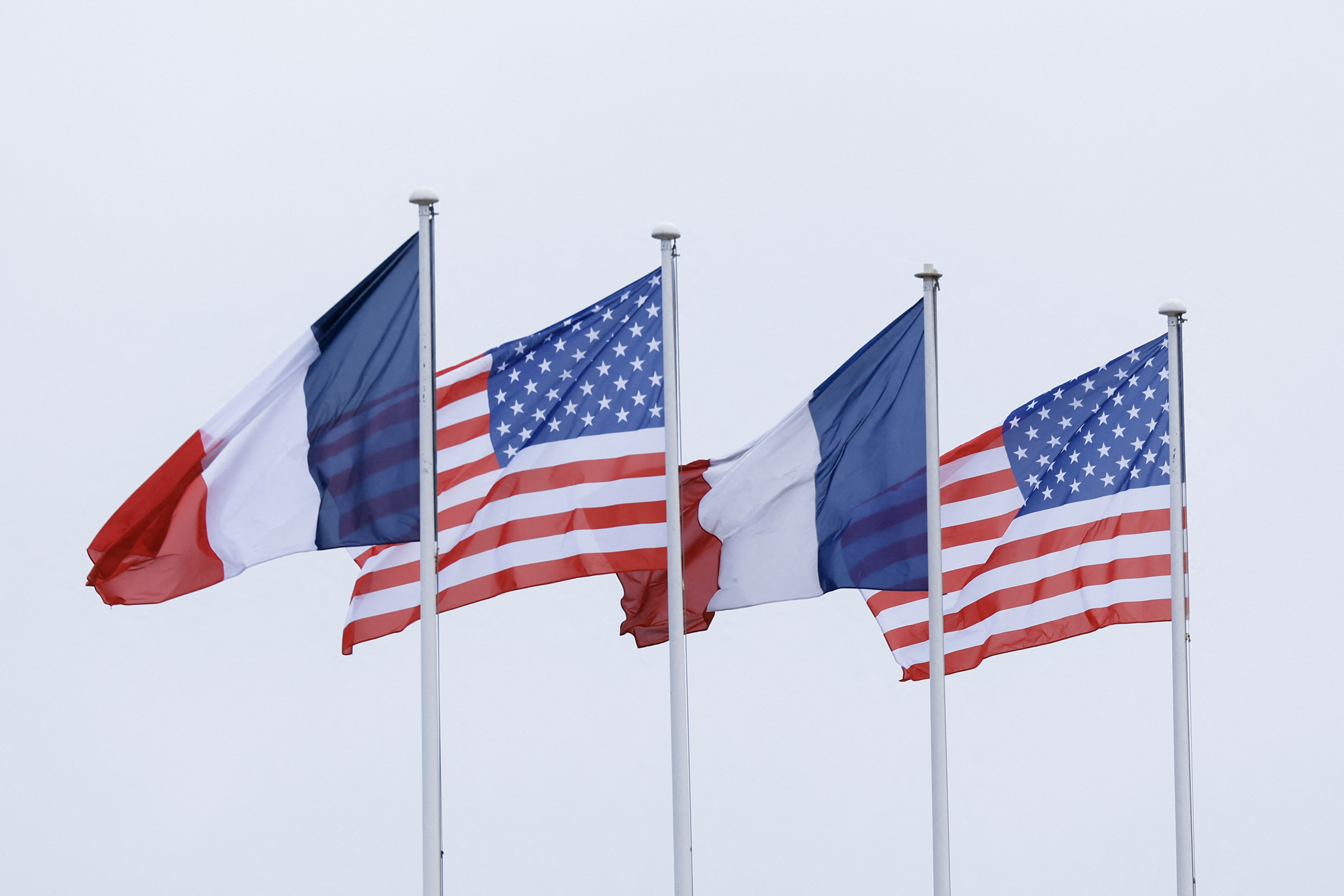 France Issues US Travel Advisory
