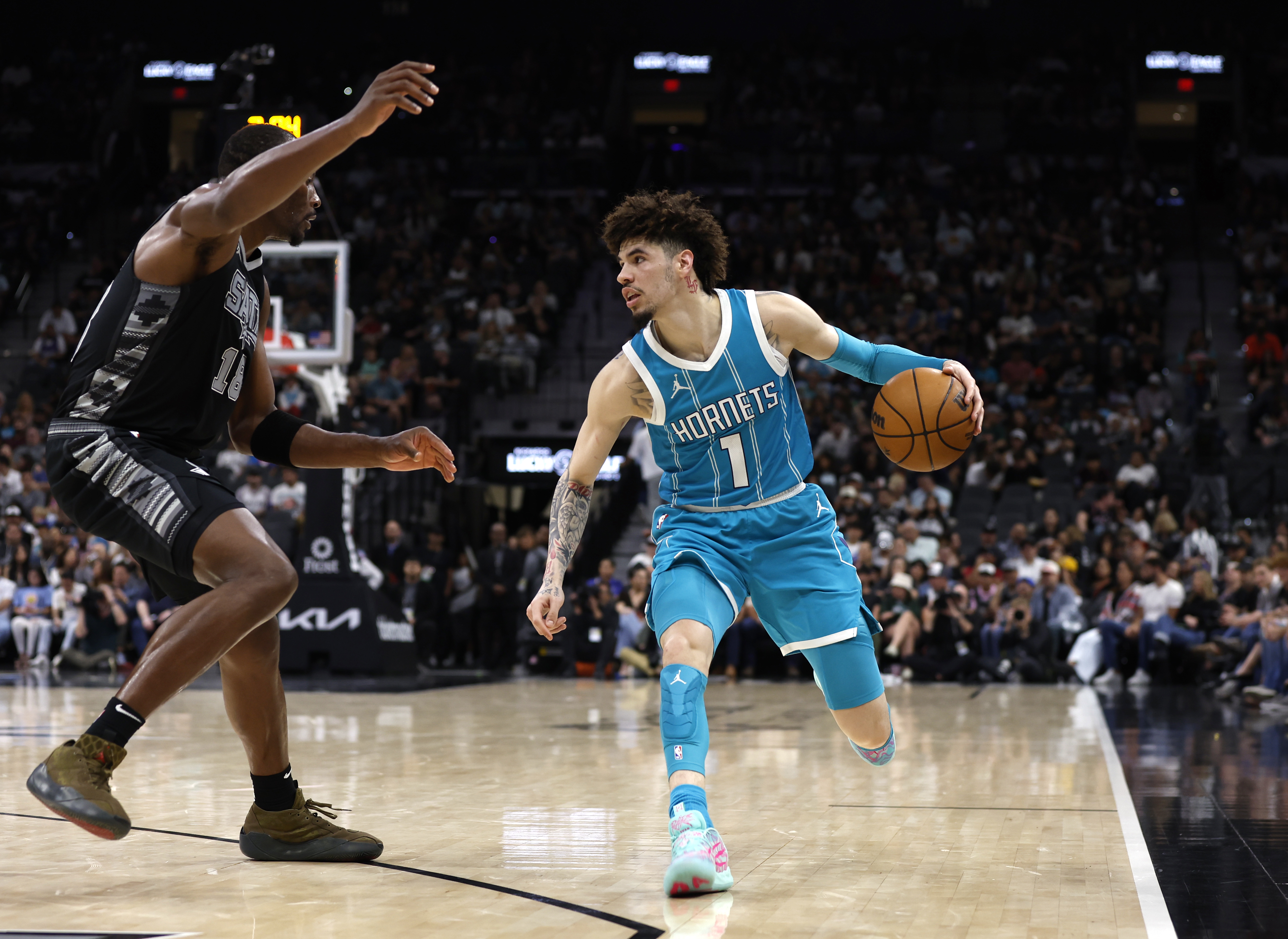 How to Watch Spurs vs Hornets: Live Stream NBA, TV Channel