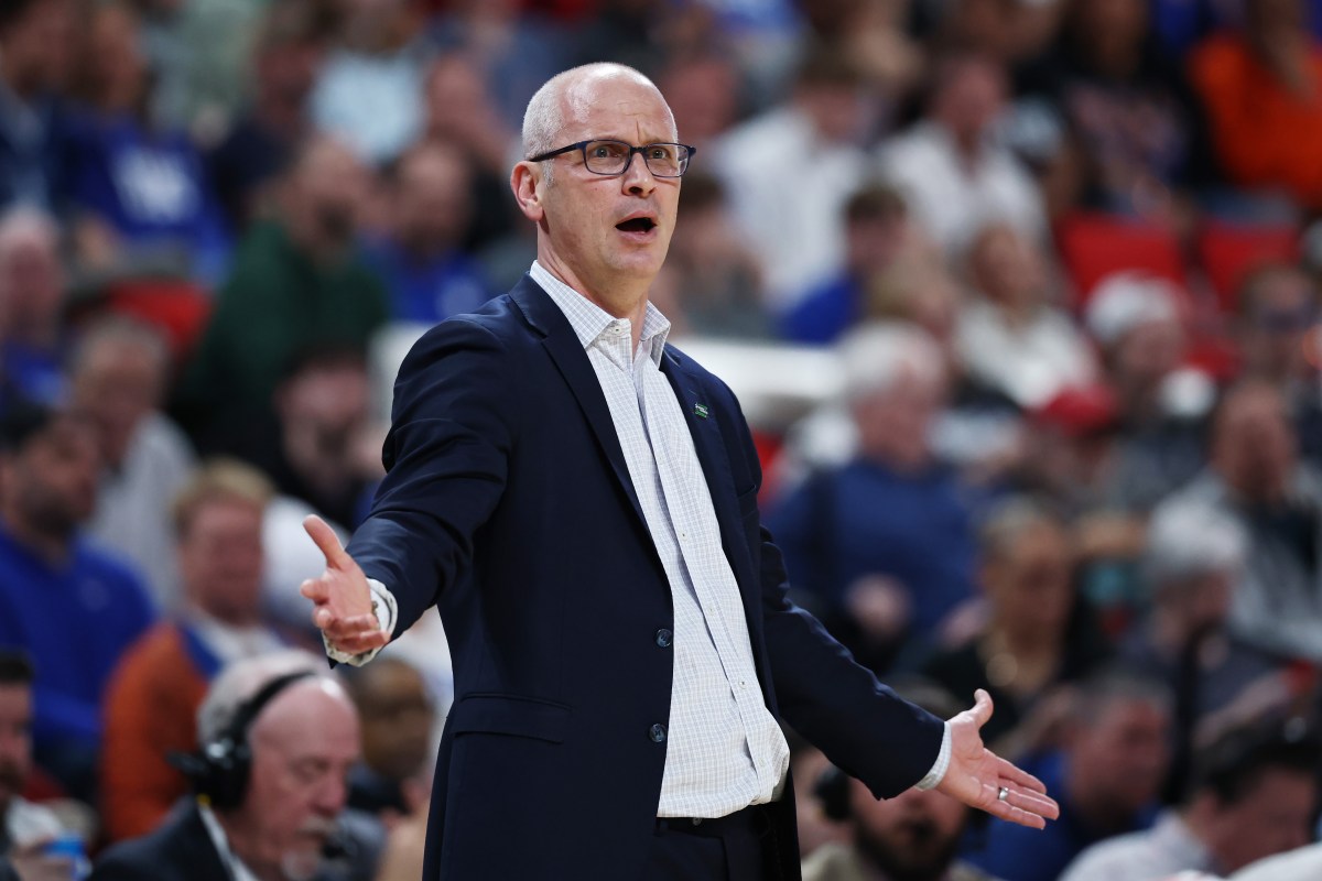UConn&rsquo;s Dan Hurley Floats Coaching Exit Amid Eligibility Controversy