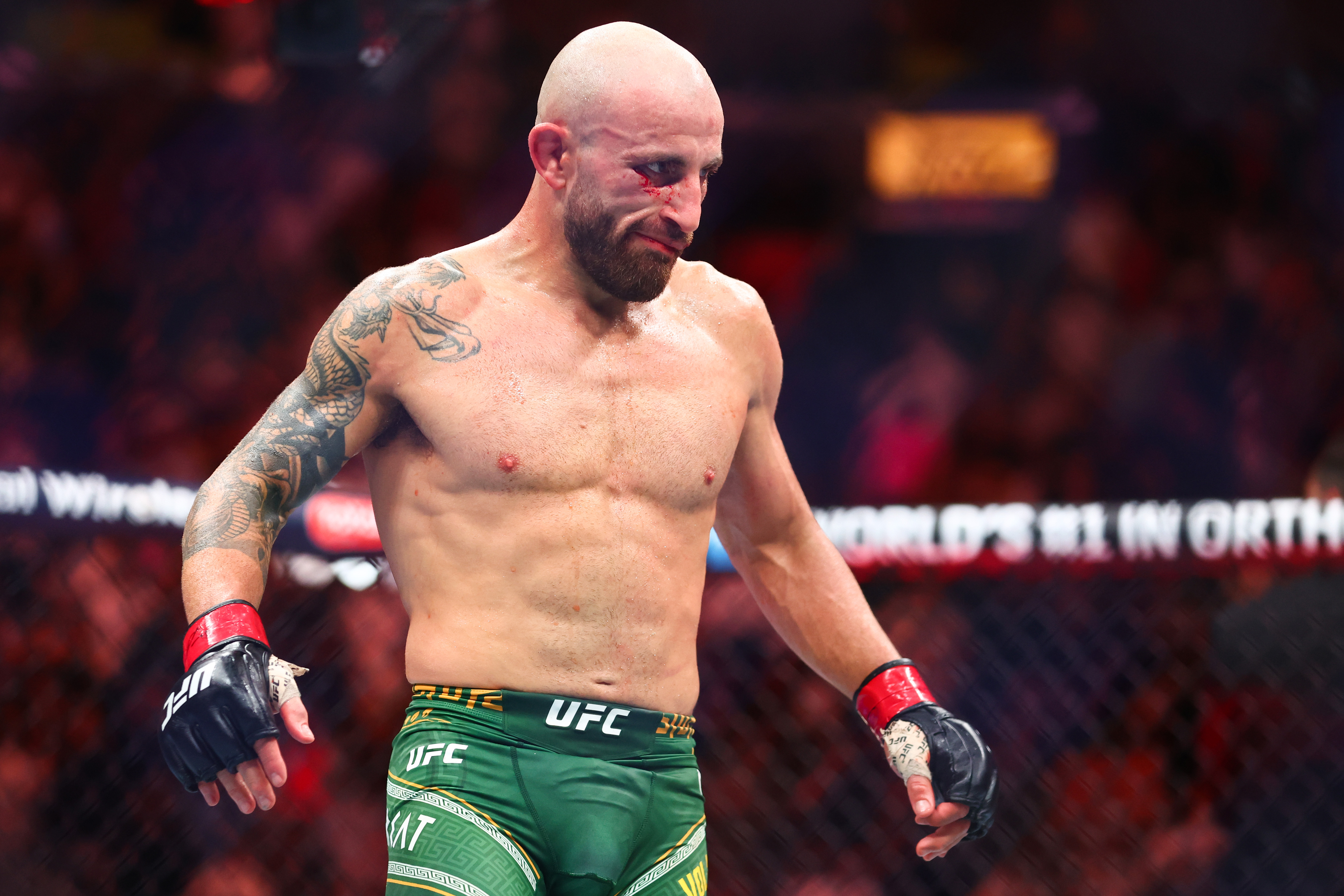 UFC 325 Sportsbook Promos: Claim Top Volkanovski-Lopes Offers