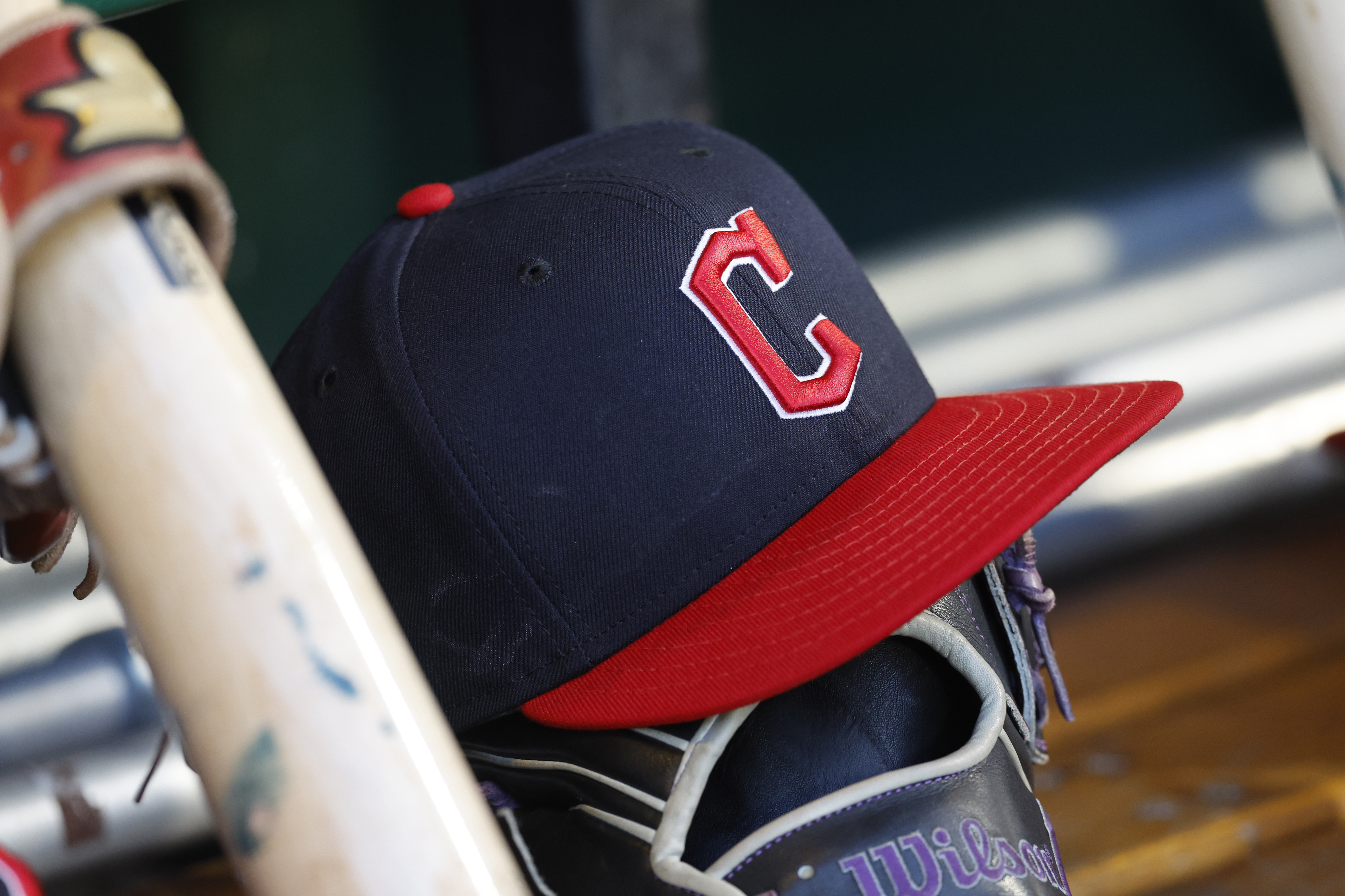 Guardians Sign Former 1st-Round Pick to Bolster Infield