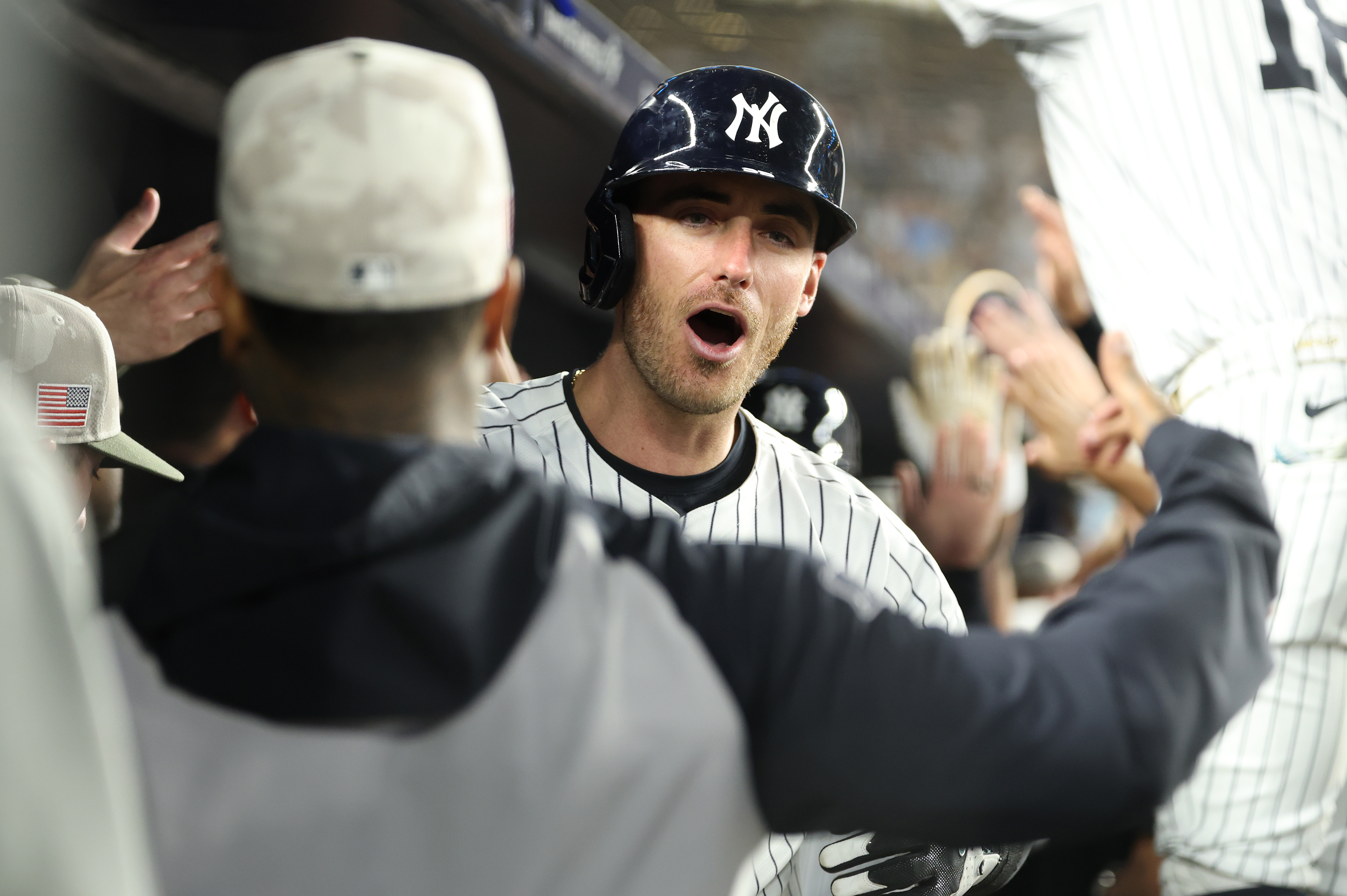 Slow-Working Yankees Predicted to Lose Cody Bellinger For 5-Year, $135M Deal With Rival